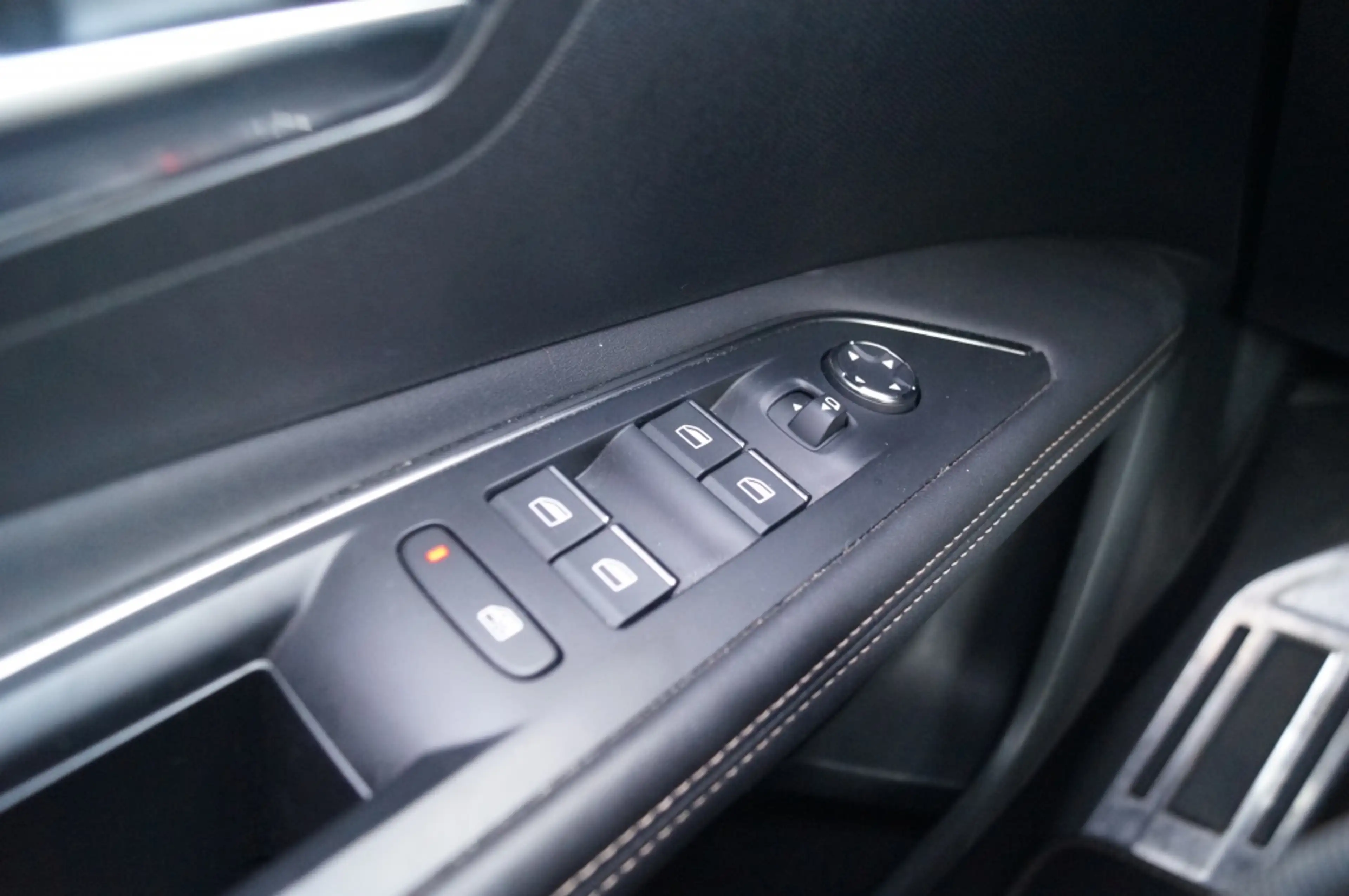 Peugeot 3008 1.2 PureTech 130pk GT -NAVI-ECC-CAM-TREKHAAK- — photo 25