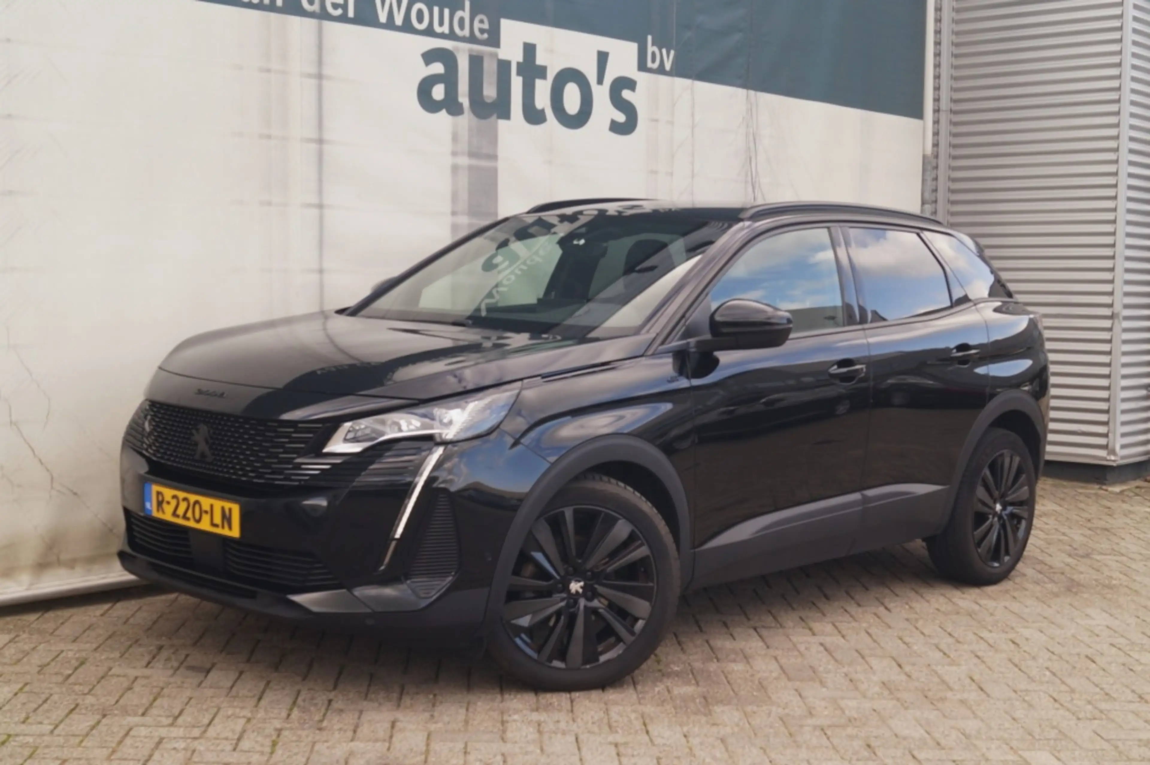 Peugeot 3008 1.2 PureTech 130pk GT -NAVI-ECC-CAM-TREKHAAK- — photo 3