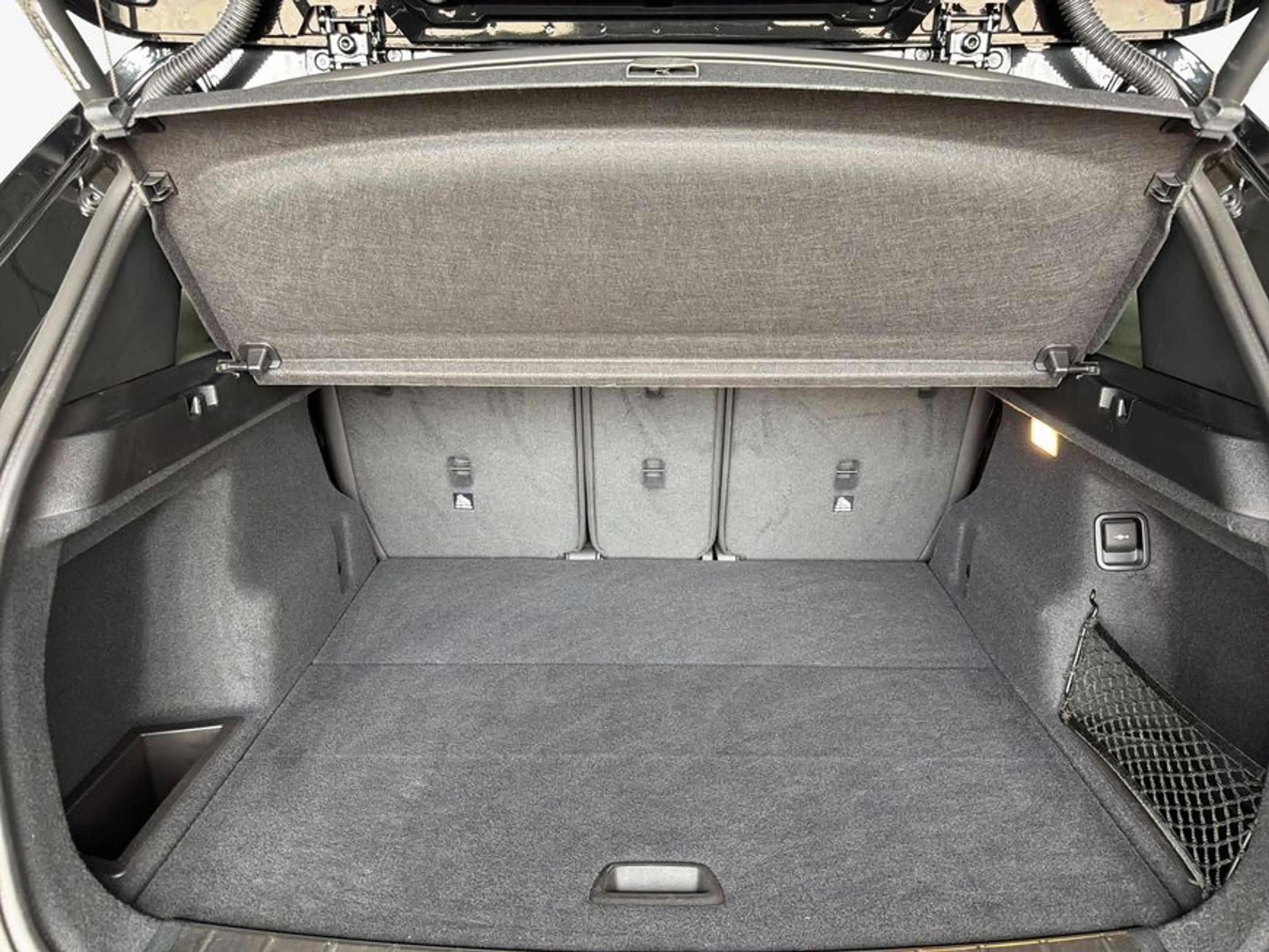 BMW X1 xDrive20i Aut. M-Paket LED HeadUp Navi — photo 9