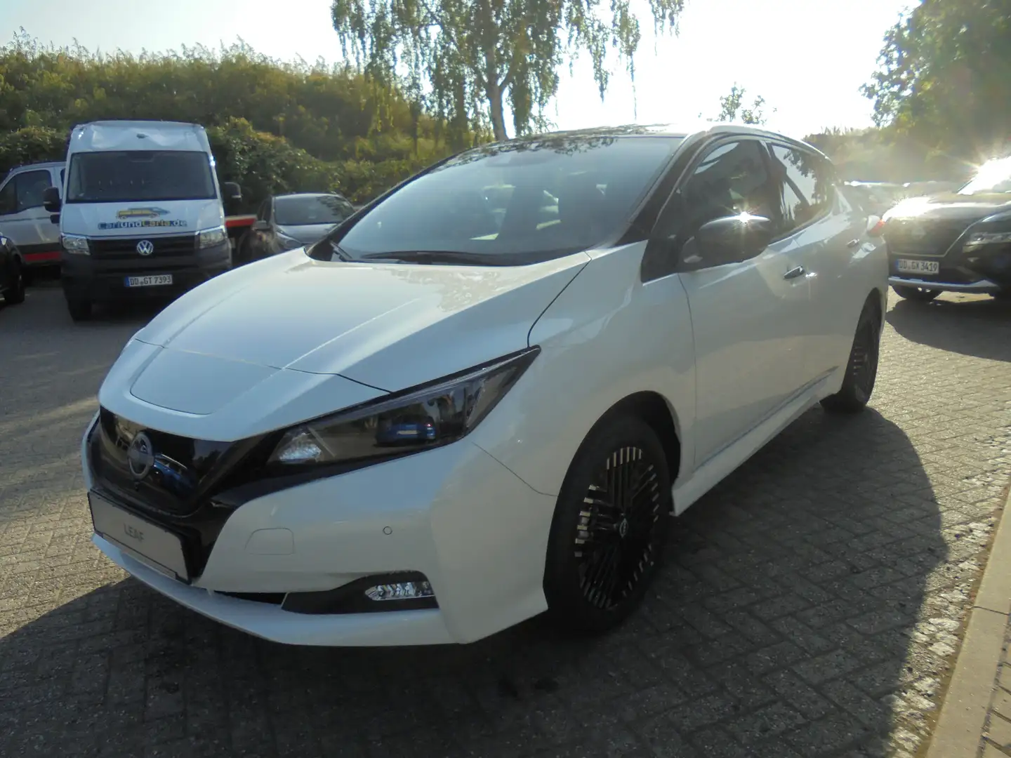 Nissan Leaf e+ Tekna 63 kWh, LED, Bose, 2 Farben 360° Beyaz - 2