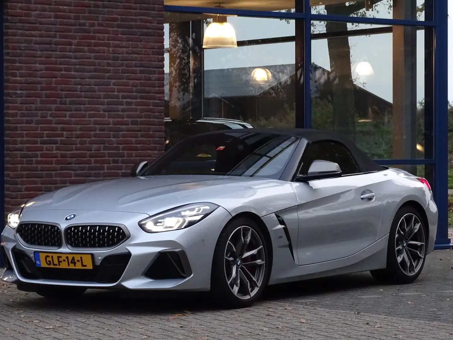 BMW Z4 Roadster M40i High Executive Grijs - 1