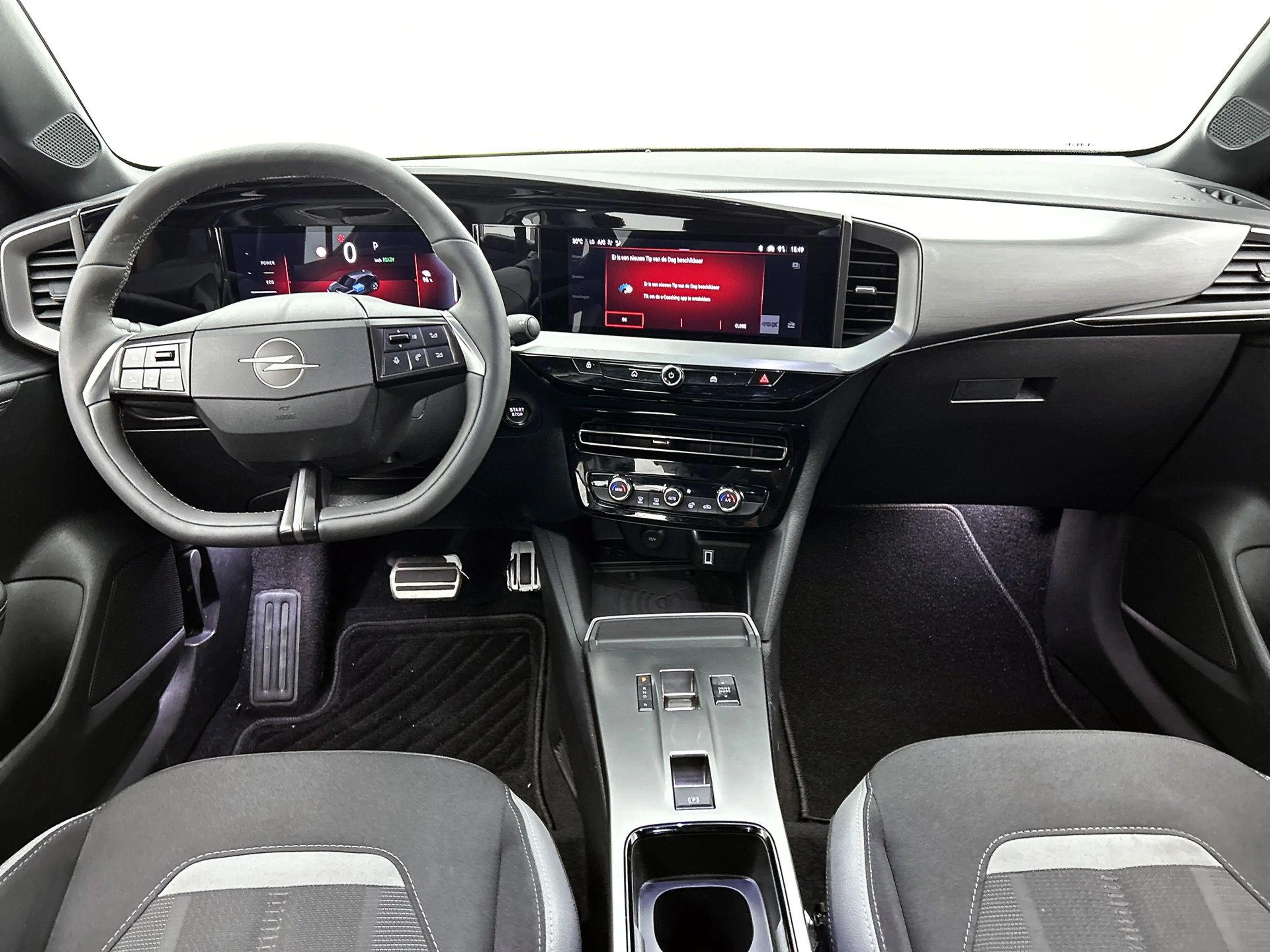 Opel Mokka-E Electric GS 54 kWh — photo 12