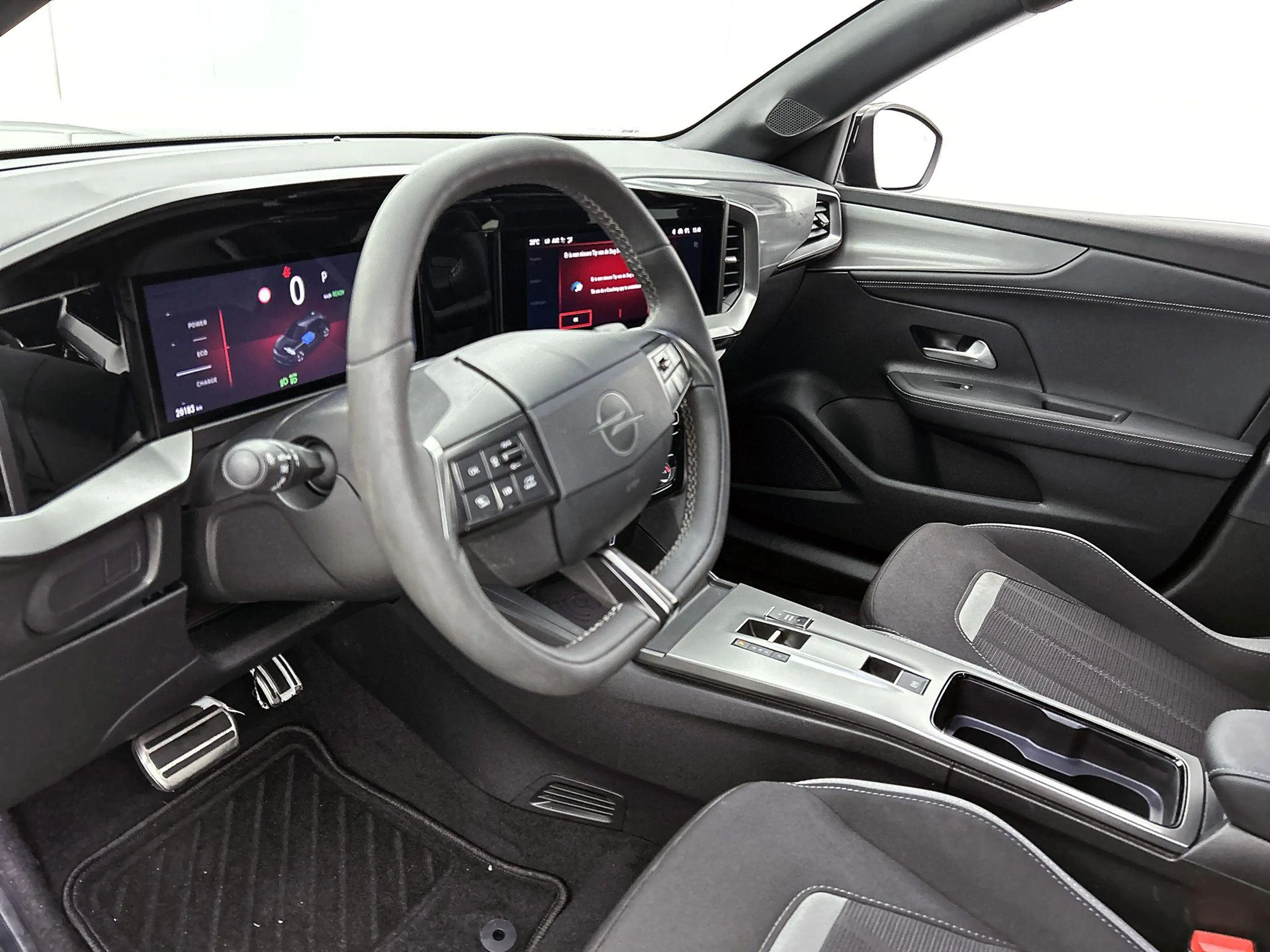 Opel Mokka-E Electric GS 54 kWh — photo 11