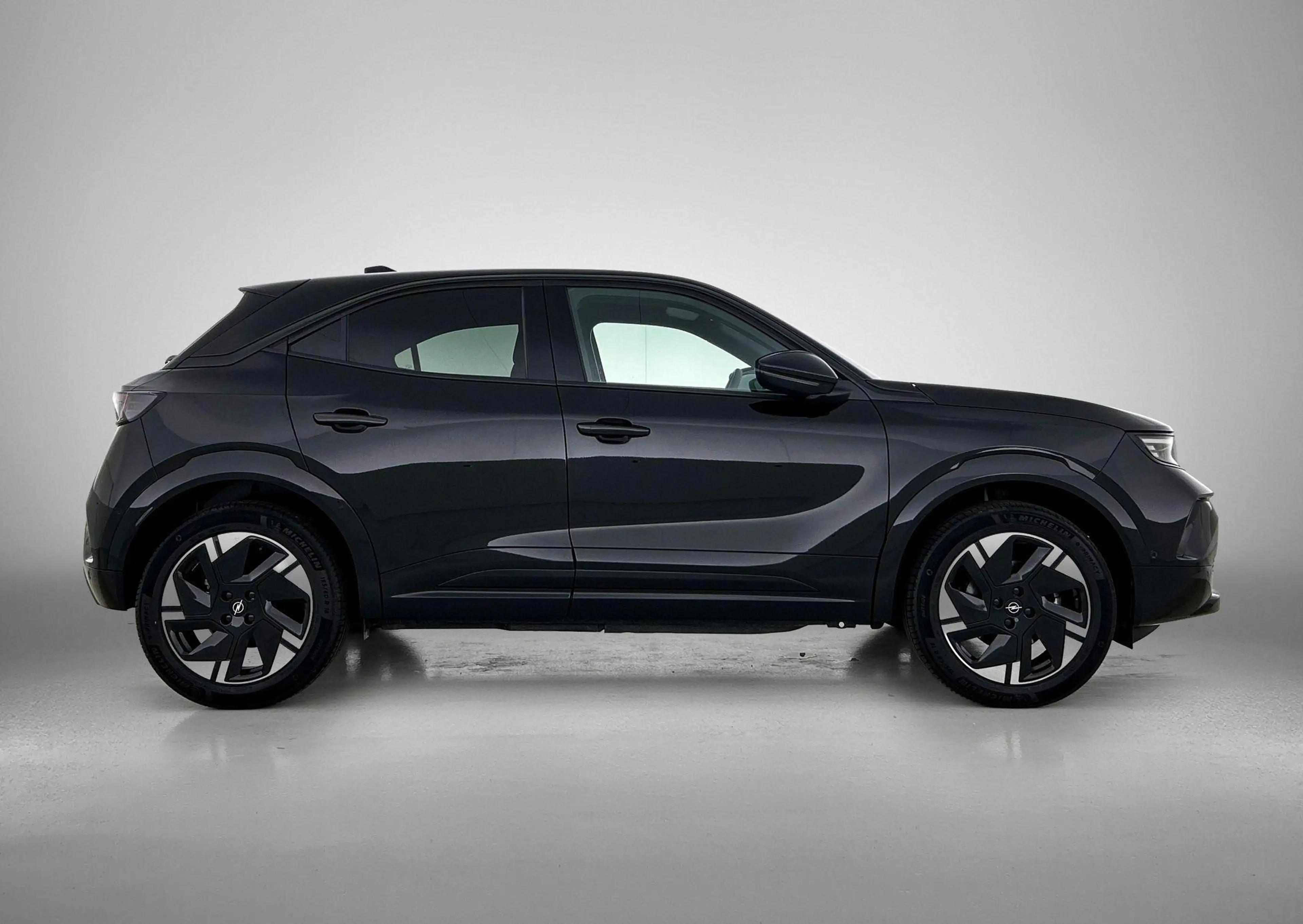 Opel Mokka-E Electric GS 54 kWh — photo 7