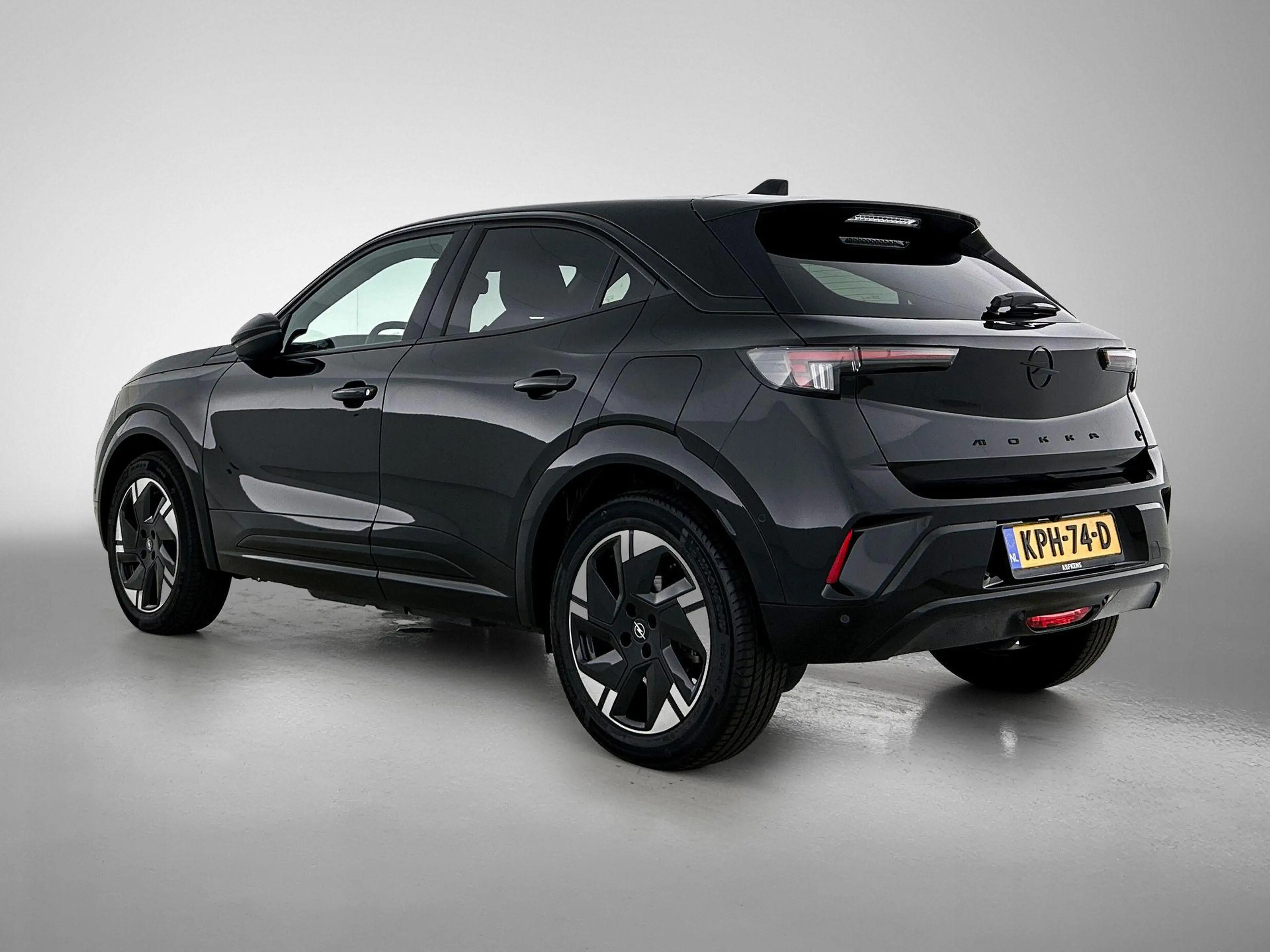 Opel Mokka-E Electric GS 54 kWh — photo 4