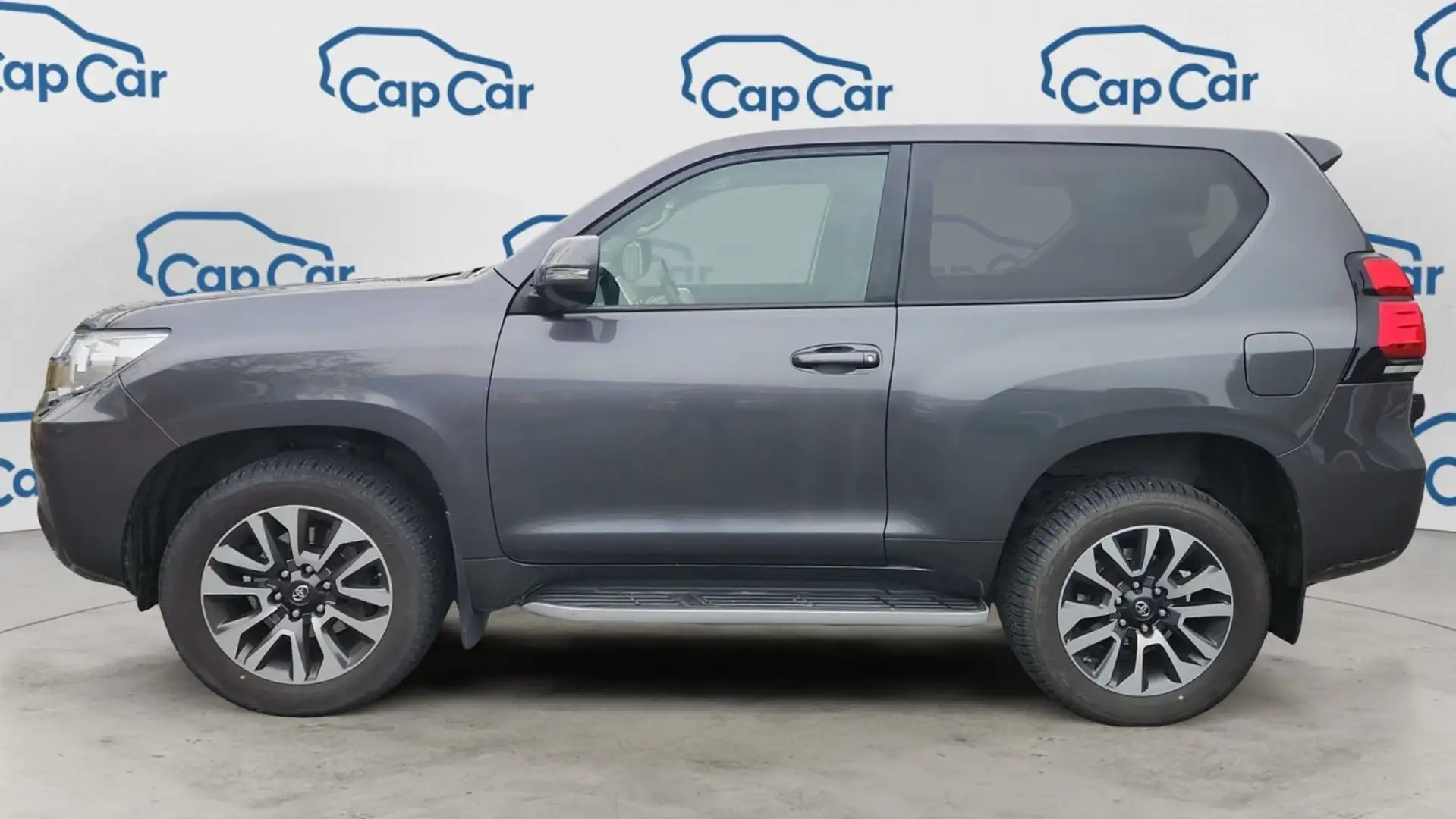 Toyota Land Cruiser 2.8 D-4D 204 4WD BVA Lounge - Automatique Entretien constructeur - 2