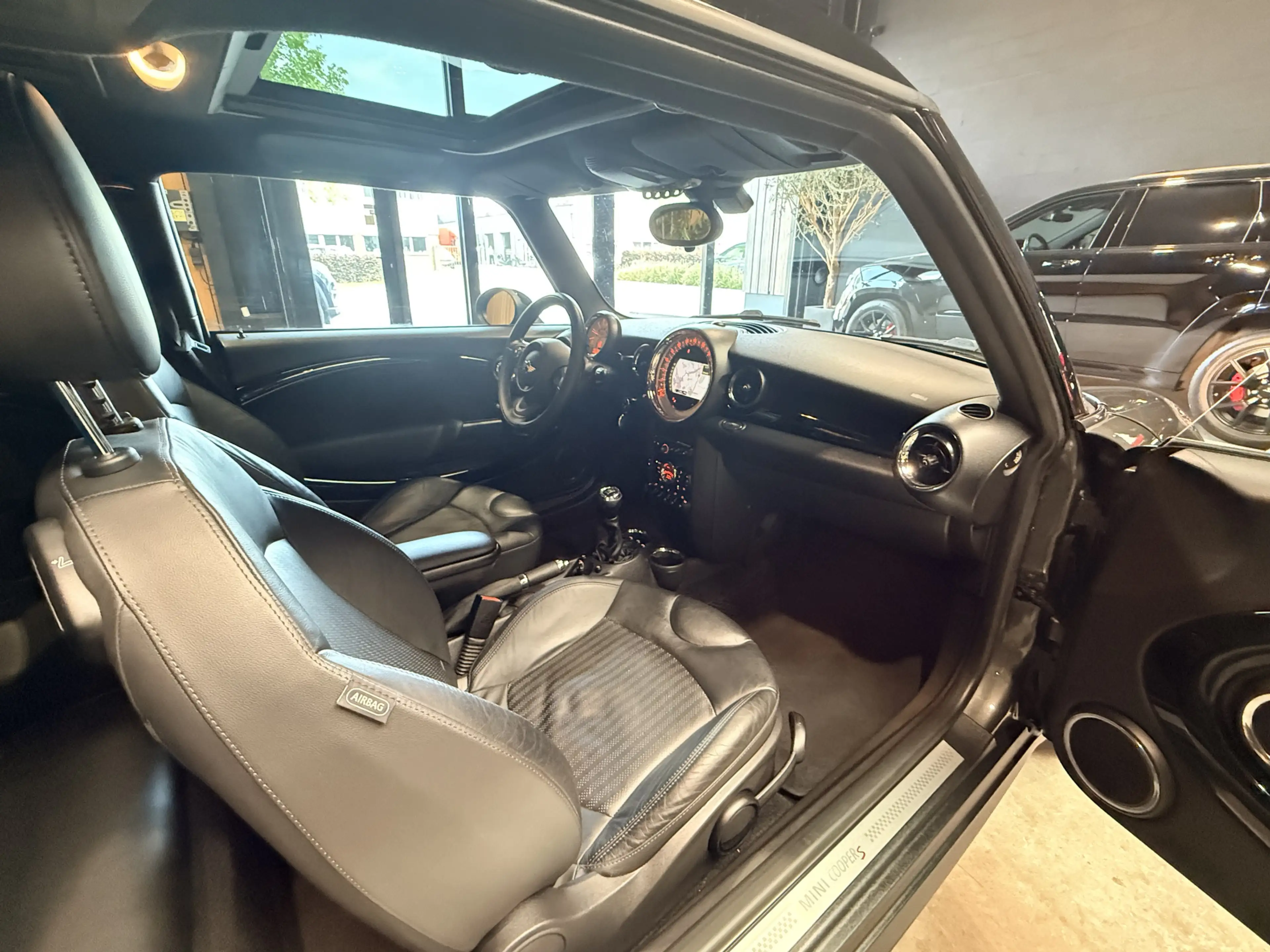 MINI Cooper SD Clubman 2.0 Chili Navigatie | Panoramadak | 173.000 km — photo 15