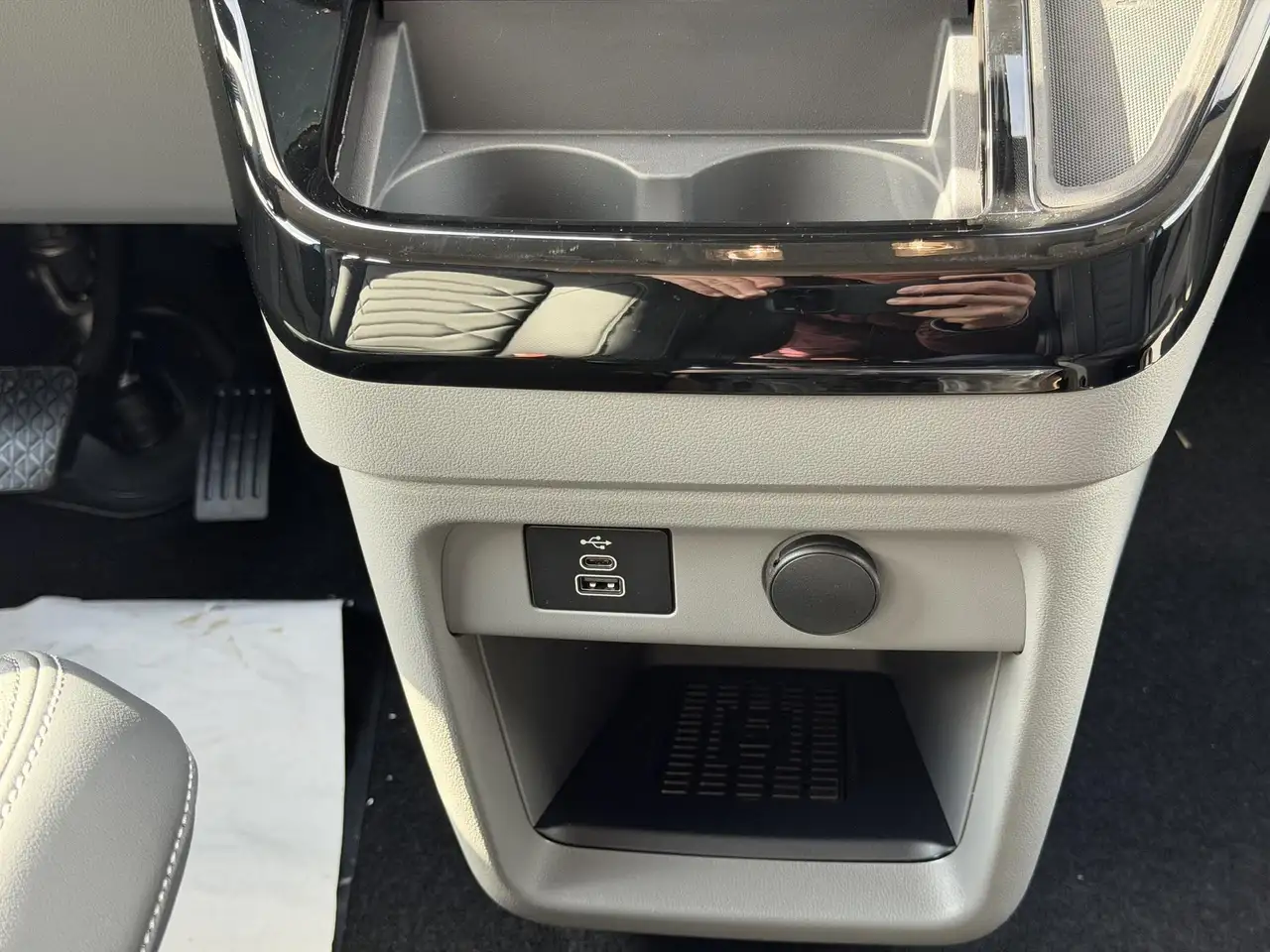 Ford Tourneo Custom L1H1 Titanium X Top Plus Ausstattung 15
