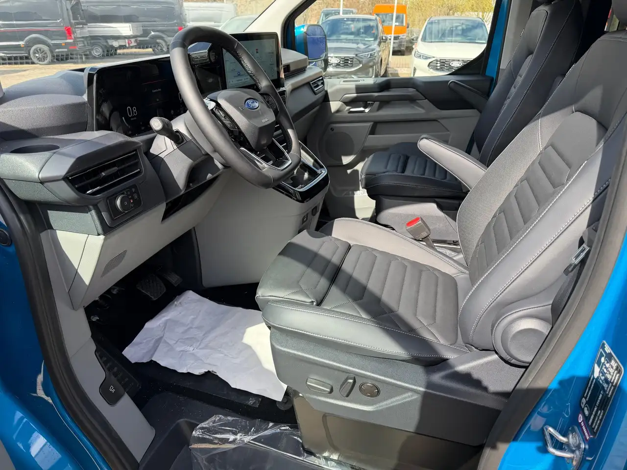 Ford Tourneo Custom L1H1 Titanium X Top Plus Ausstattung 8