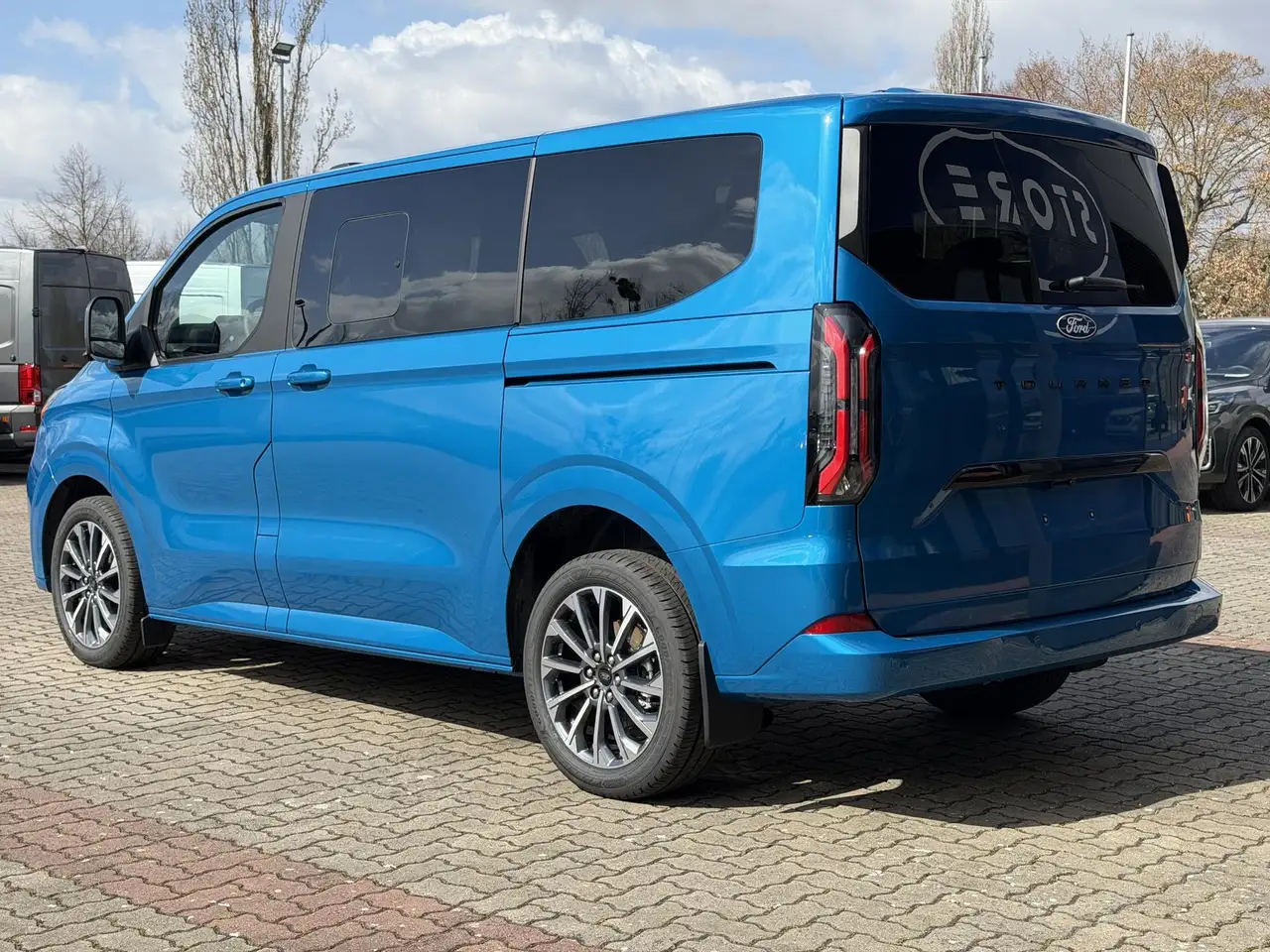 Ford Tourneo Custom L1H1 Titanium X Top Plus Ausstattung 7