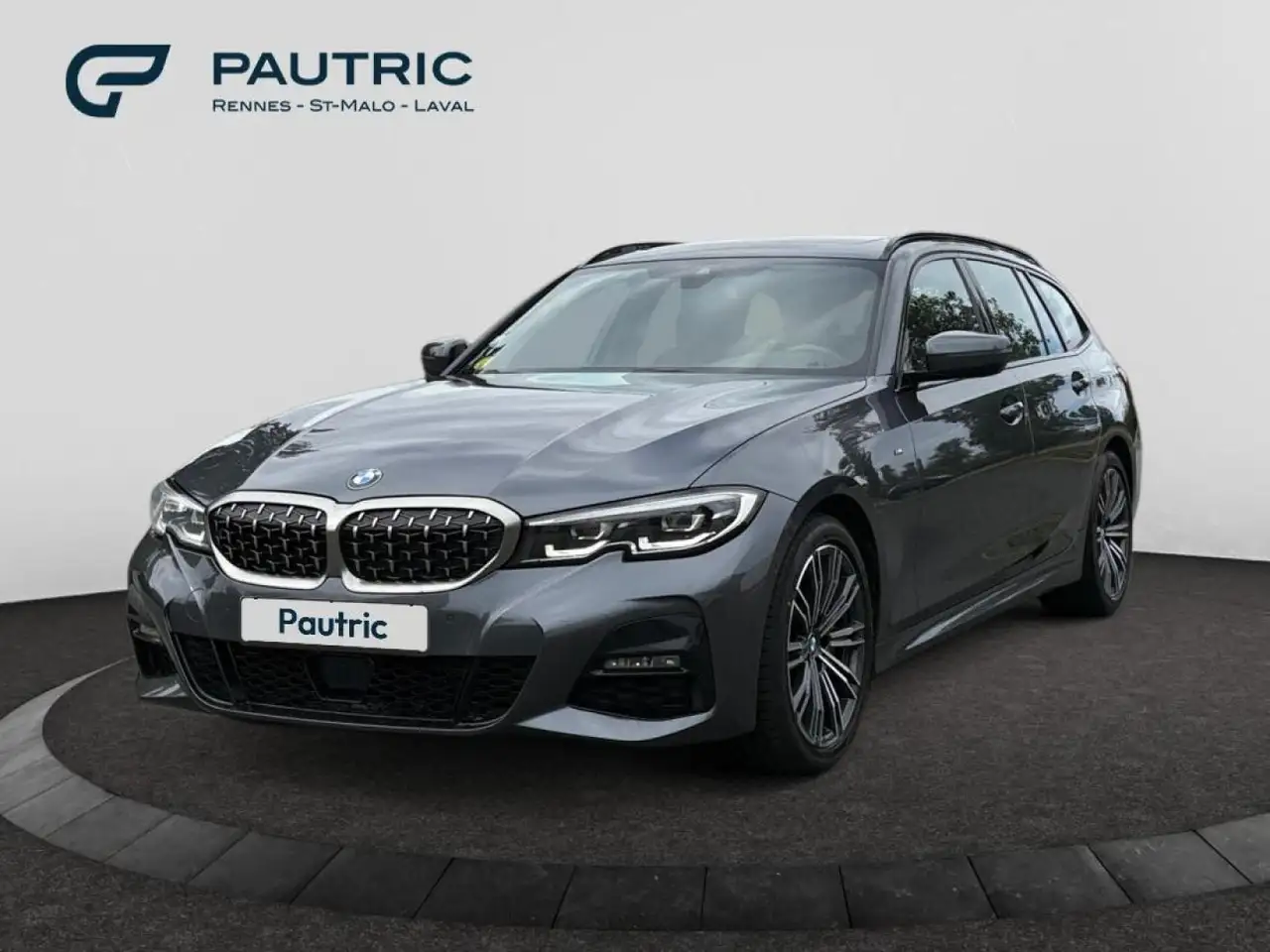 BMW 330