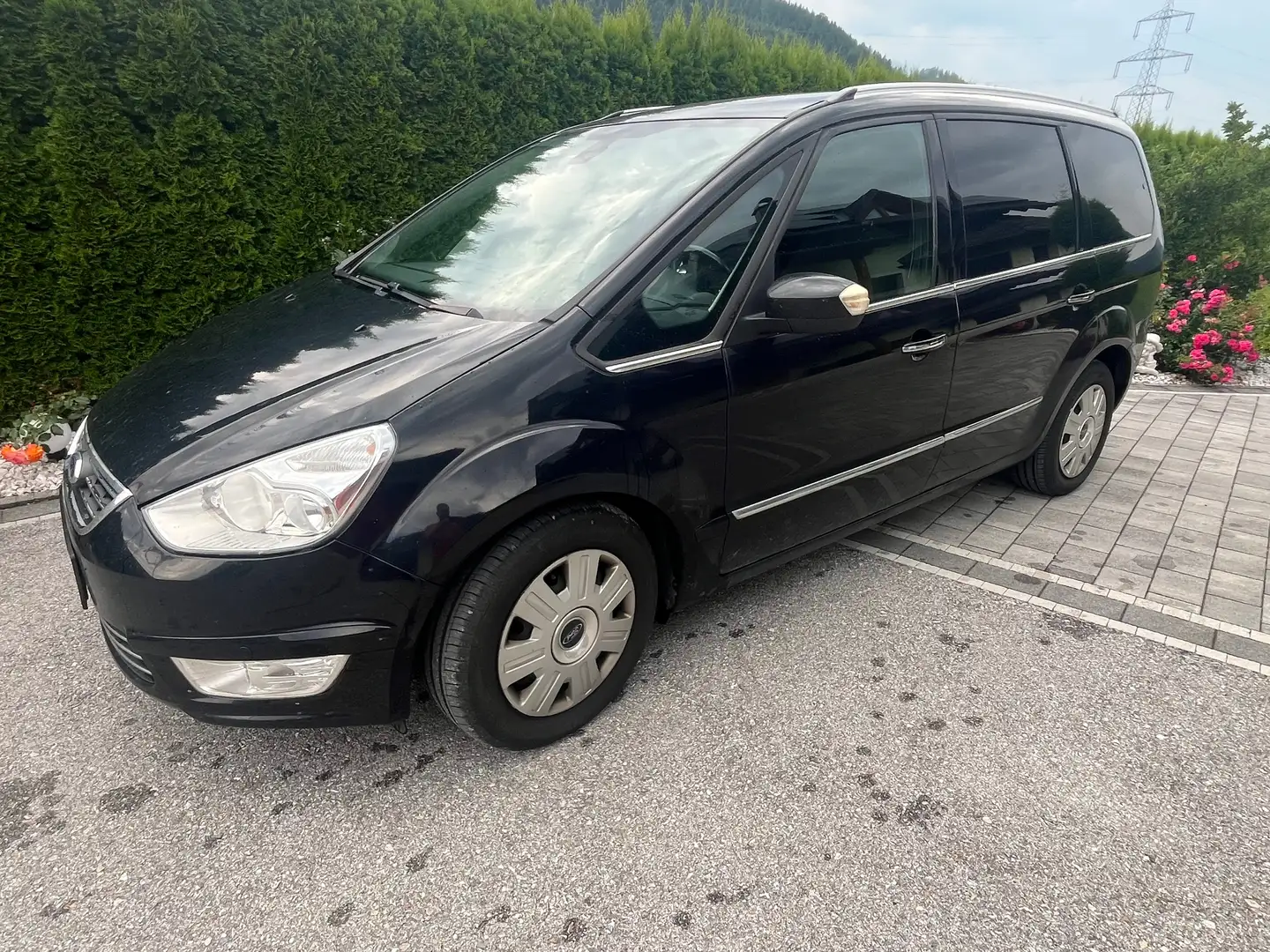 Ford Galaxy Galaxy Titanium 2,0 TDCi DPF Aut. Titanium Negru - 2