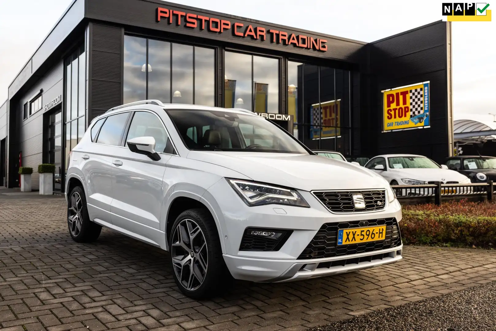 SEAT Ateca 1.5 TSI FR Line, 150 PK, NAP, 1e Eigenaar, ACC, Vo Wit - 1