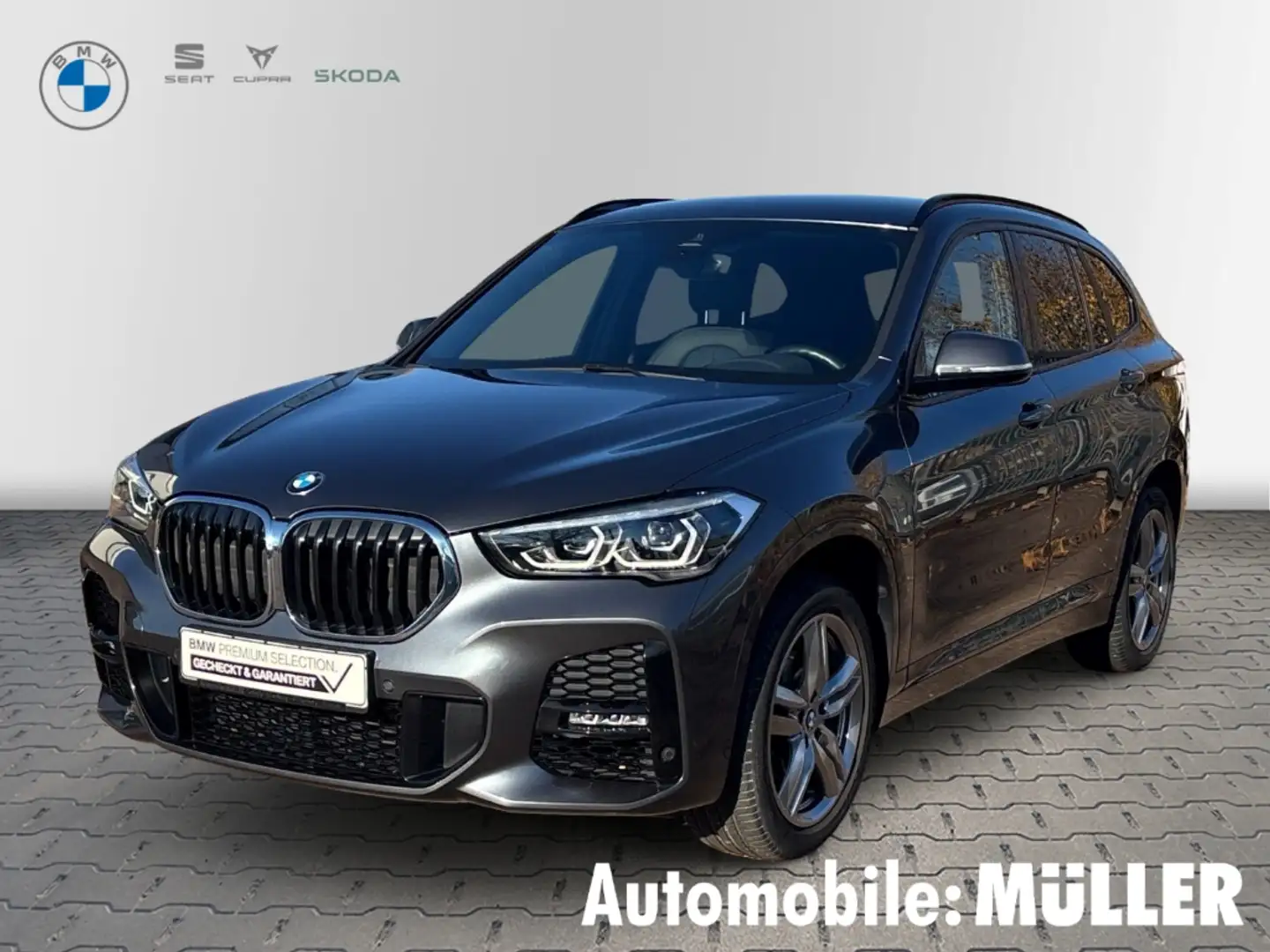 BMW X1 18 i M Sport Navi Soundsystem LED El. Heckklappe Grau - 1