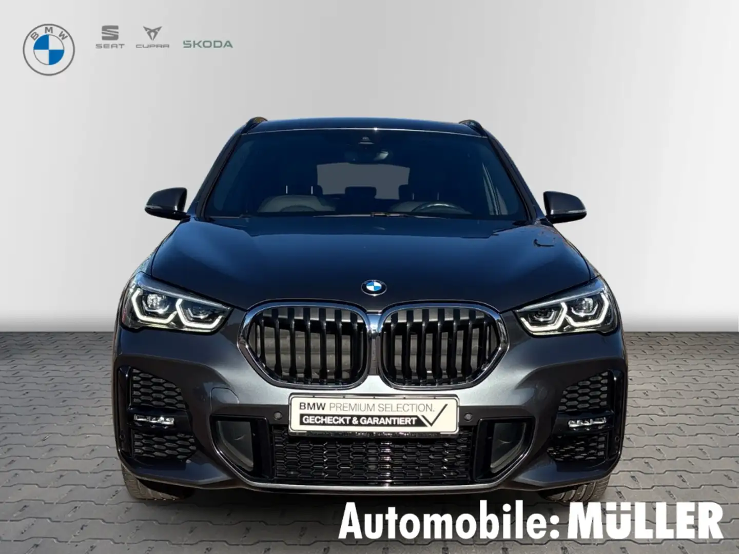 BMW X1 18 i M Sport Navi Soundsystem LED El. Heckklappe Grau - 2