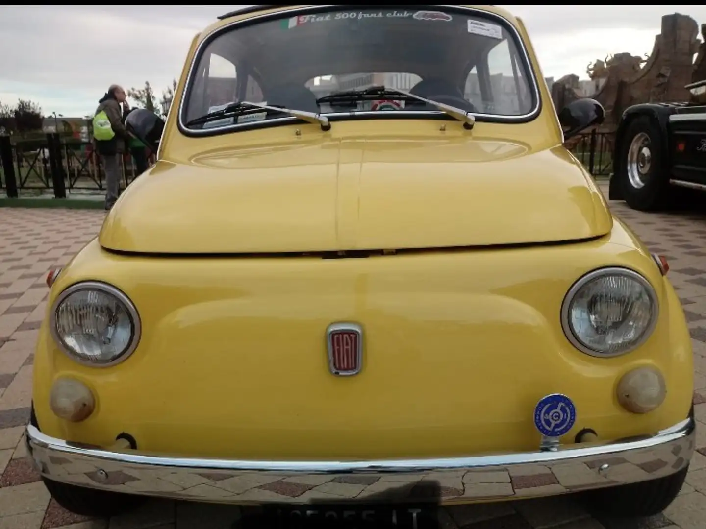 Fiat 500L sportivo žuta - 2
