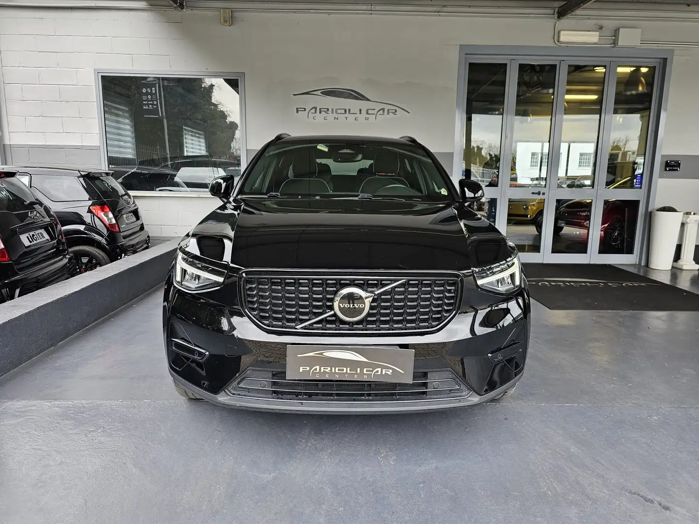 Volvo XC40 2.0 B3 Nero - 1