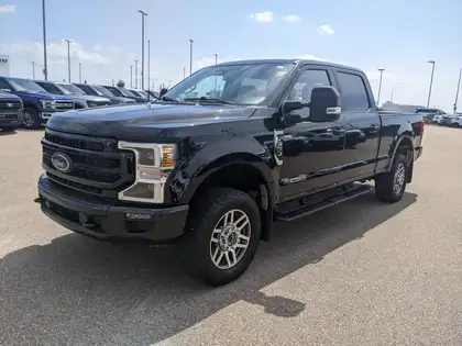 2022 Ford F-350 Super Duty Lariat Crew Cab 4WD
