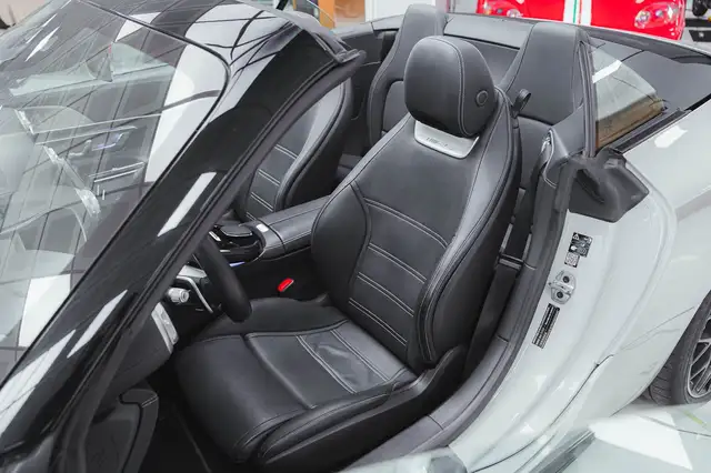 Mercedes-Benz SL view 6