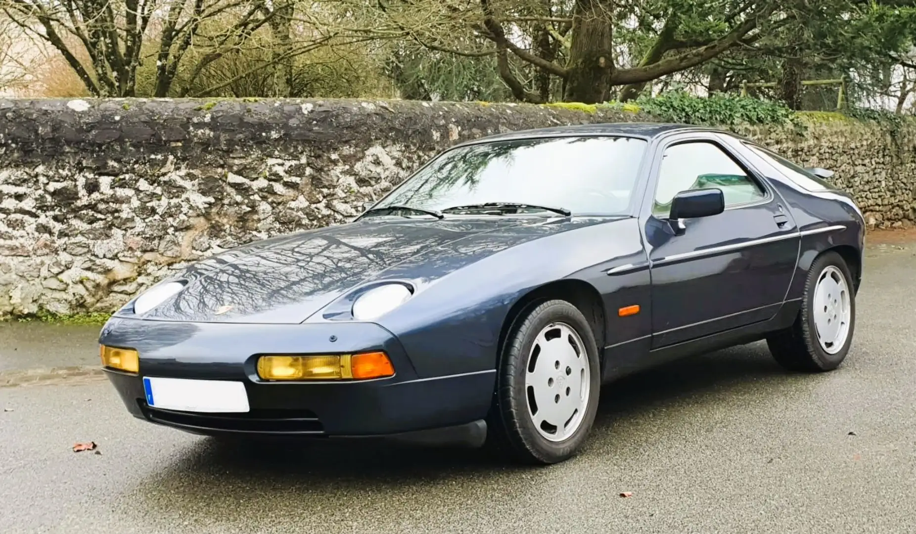 Porsche 928 S4 - Historique complet Carnet/factures - 2nd main Blau - 1
