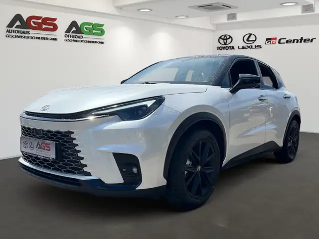 Lexus LBX