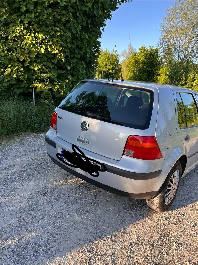 Volkswagen Golf 1.4 Comfortline - 2