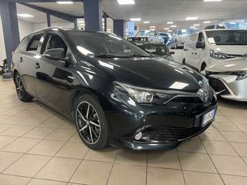 Auris II 2015 Touring Sports Touring Sports 1.8h L