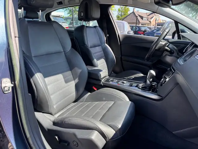 Peugeot 508 view 11