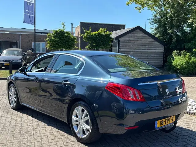 Peugeot 508 view 8