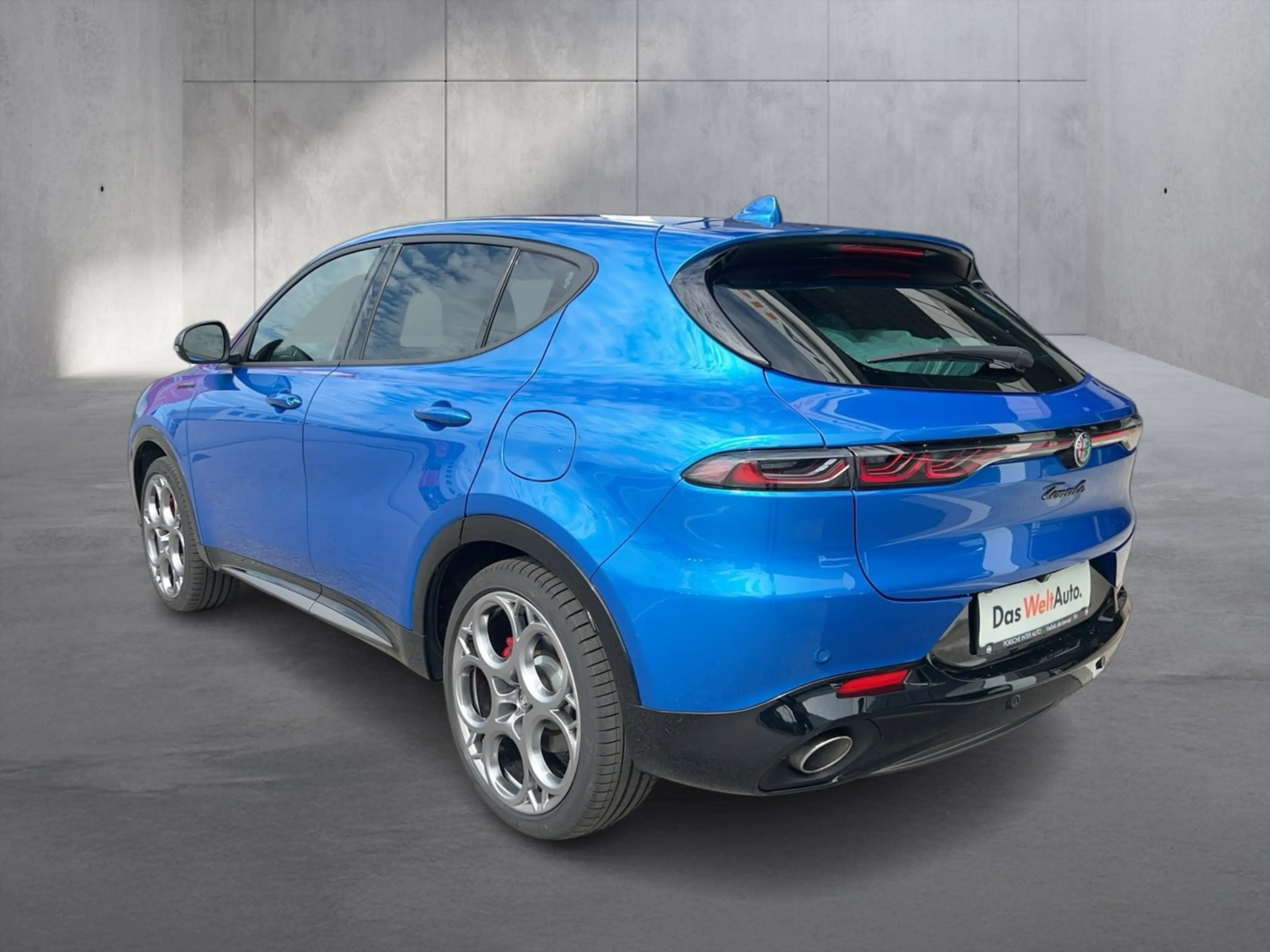 Alfa Romeo Tonale Edizione Speciale Plug-In-Hybrid AWD — photo 3