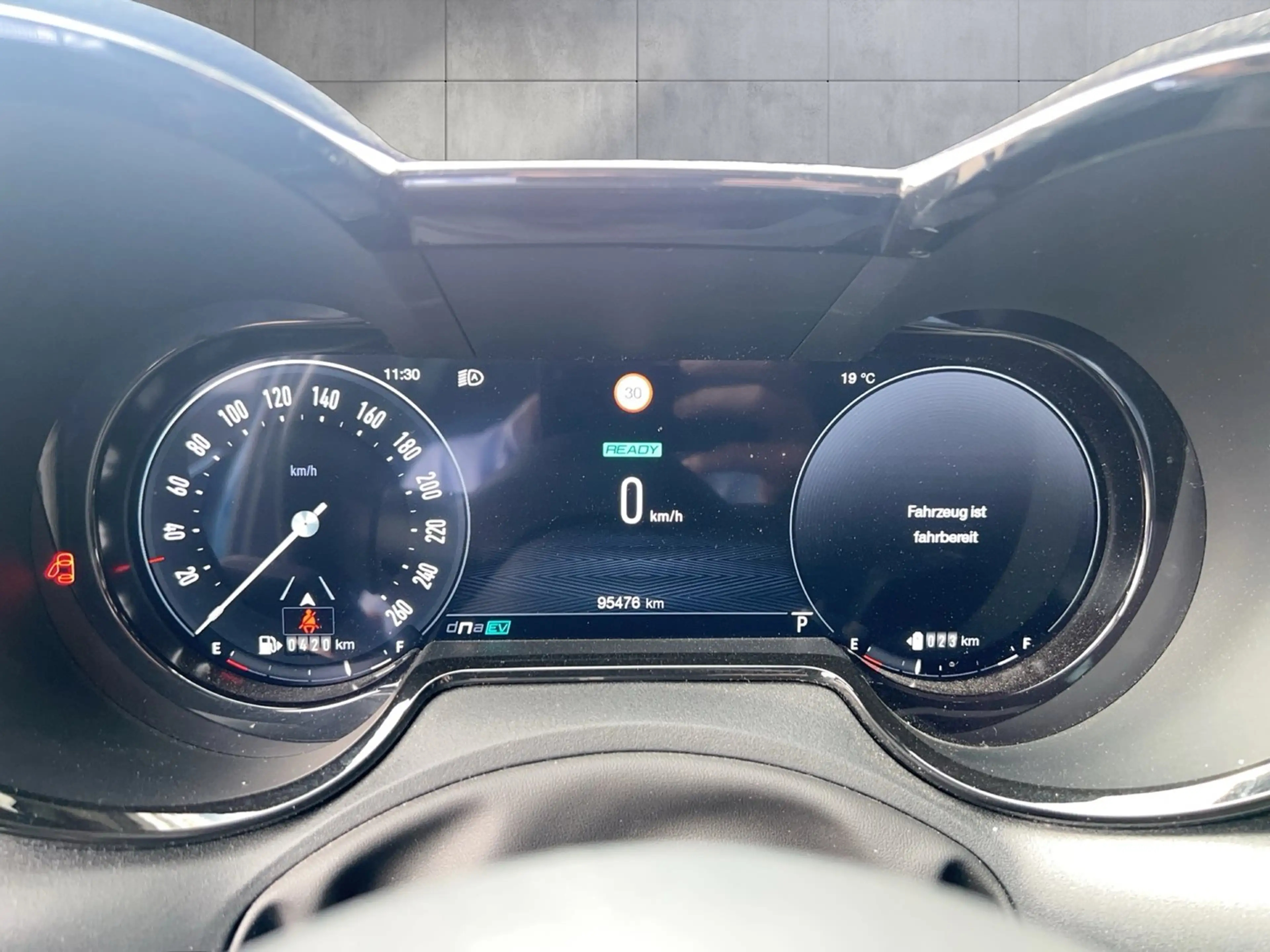 Alfa Romeo Tonale Edizione Speciale Plug-In-Hybrid AWD — photo 10