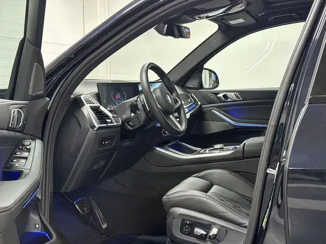 BMW X5 view 9