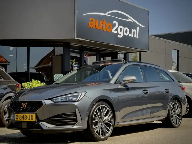 CUPRA Leon Sportstourer 1.4 e-HYBRID VZ AUT6 PERFORMANCE PANO
