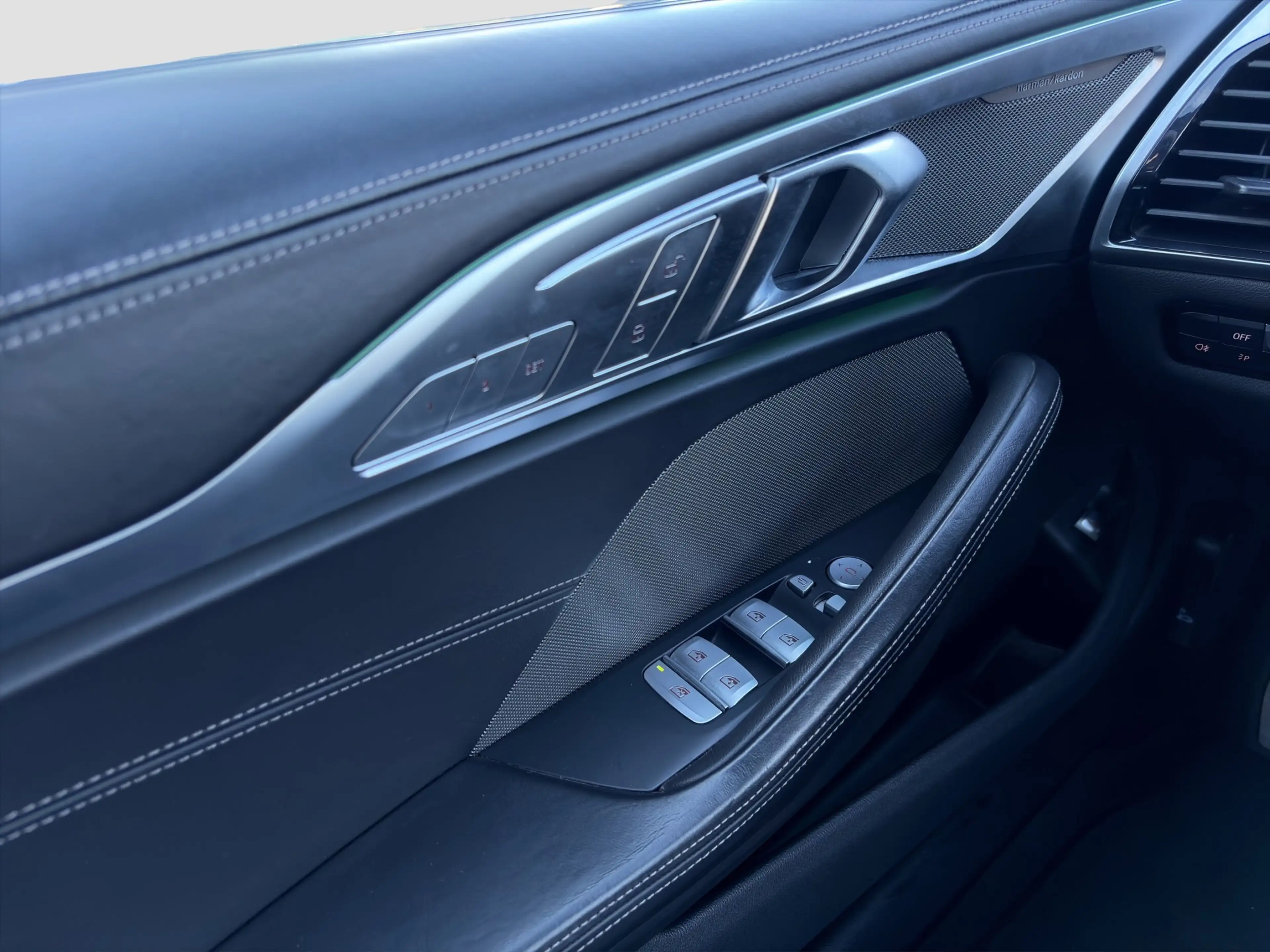 BMW 840 d Gran Coupe xDrive M-Sport — photo 10