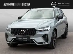 Volvo XC60 B5 AWD Mild Hybrid Plus Dark AHK ACC HUD SD