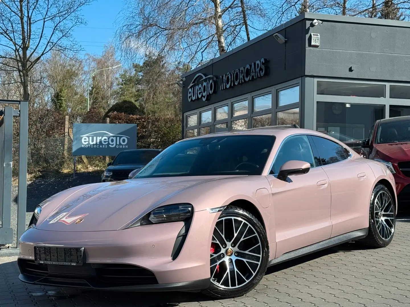 Porsche Taycan 4 S Aut. - Surround View - Luftfederung / - 1