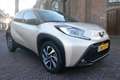 Toyota Aygo X 1.0 VVT-i MT 72pk CAMERA-CLIMA. Gris - thumbnail 3