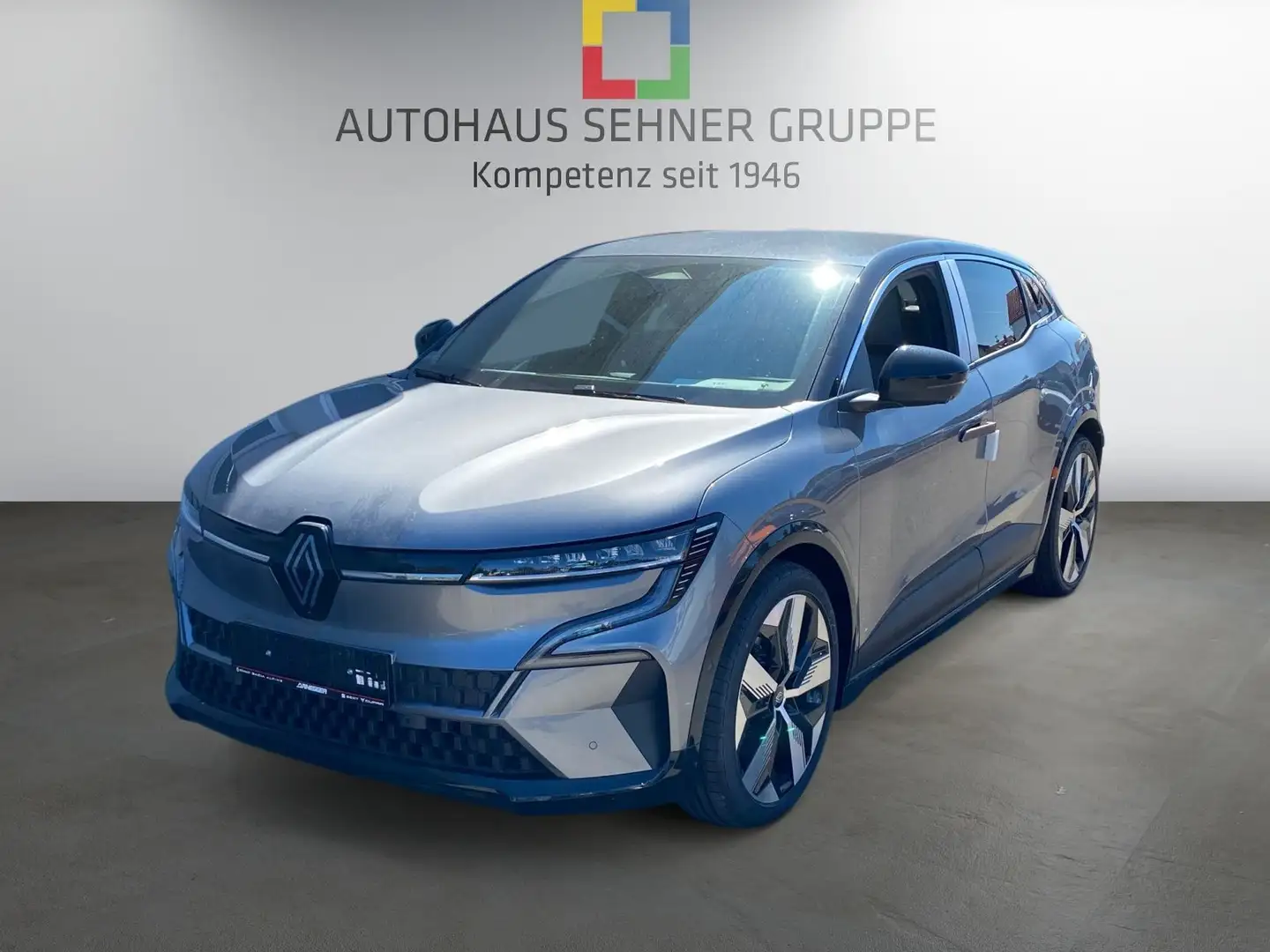 Renault Megane E-Tech Techno EV60 220hp INKL. LIEFERUNG Grau - 1