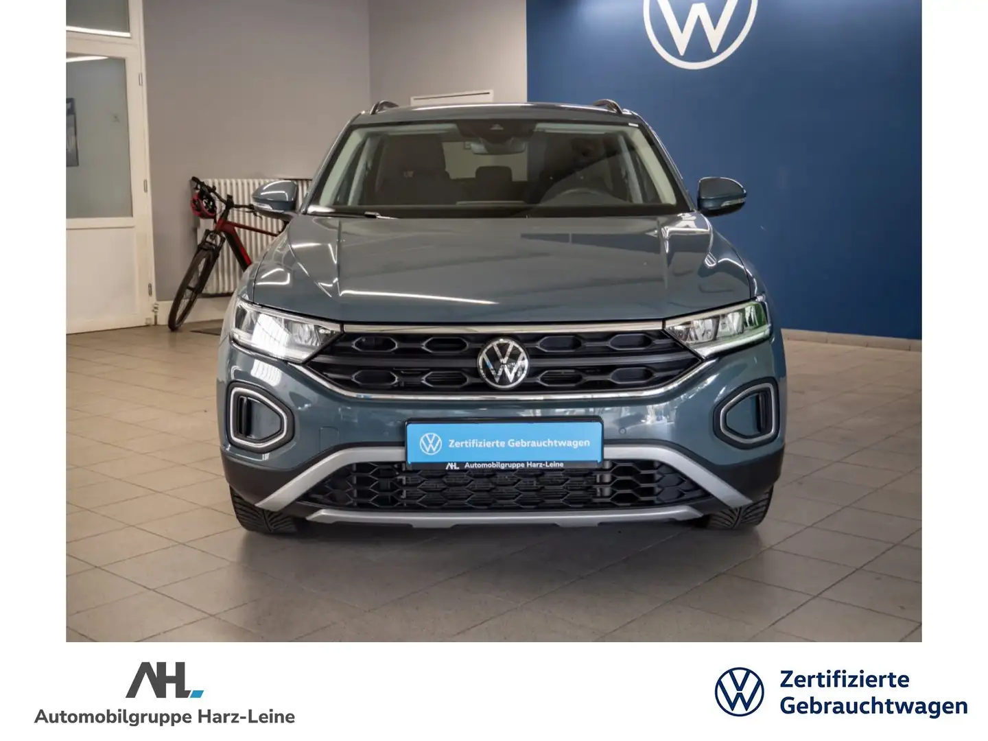 Volkswagen T-Roc LIFE TSI+ALU 16''+NAVI+LED+PARK ASSIST+WINTERPAKET Bleu - 2