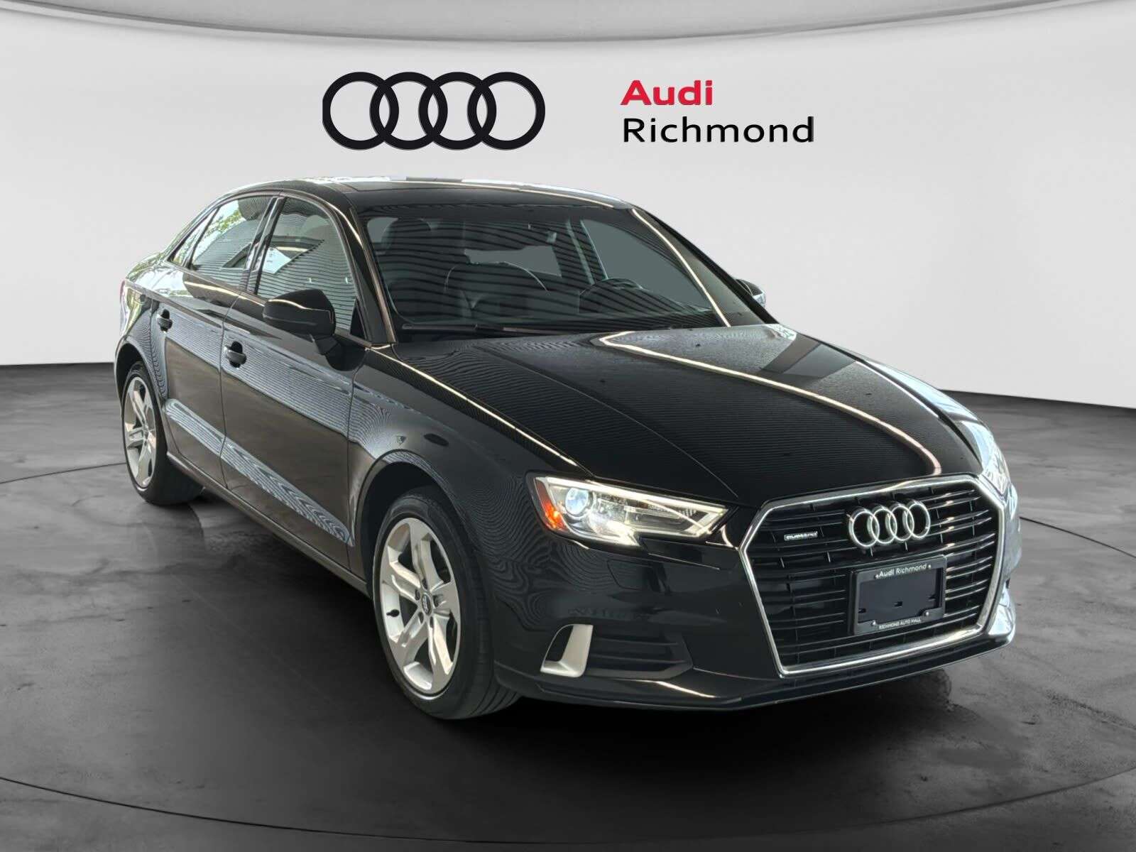 2017 Audi A3 2.0T Komfort — снимка 1