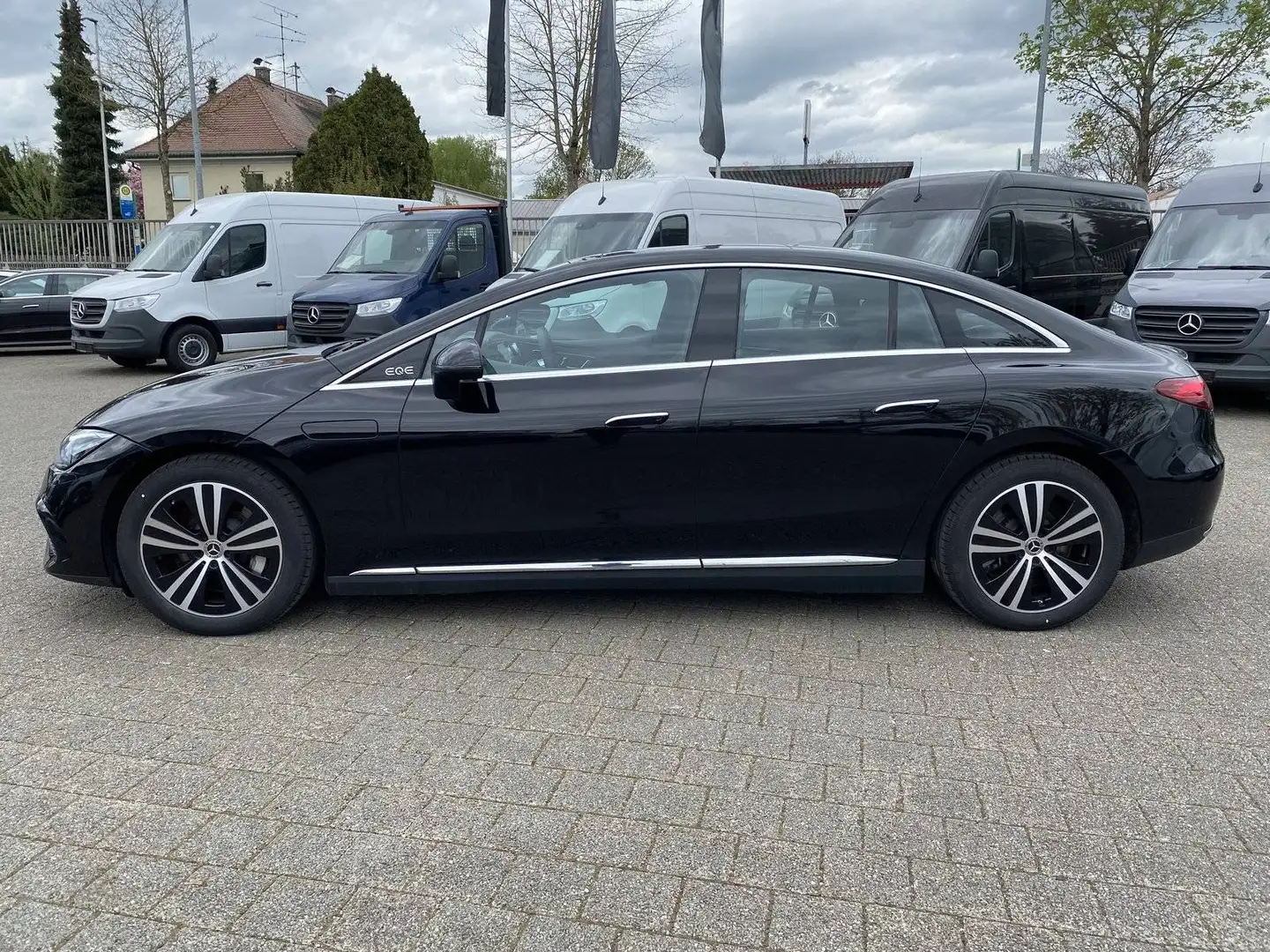 Mercedes-Benz EQE 350 EQE 300 Advanced Plus Paket Pano Head-Up uvm. Noir - 2