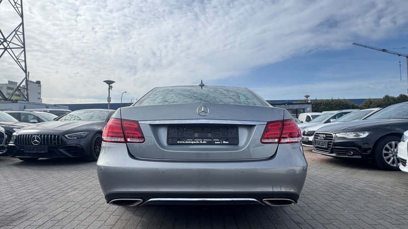 Mercedes-Benz E 300 Limousine BlueTec |AUTOMATIK|PANO|NAVI|LED — photo 6
