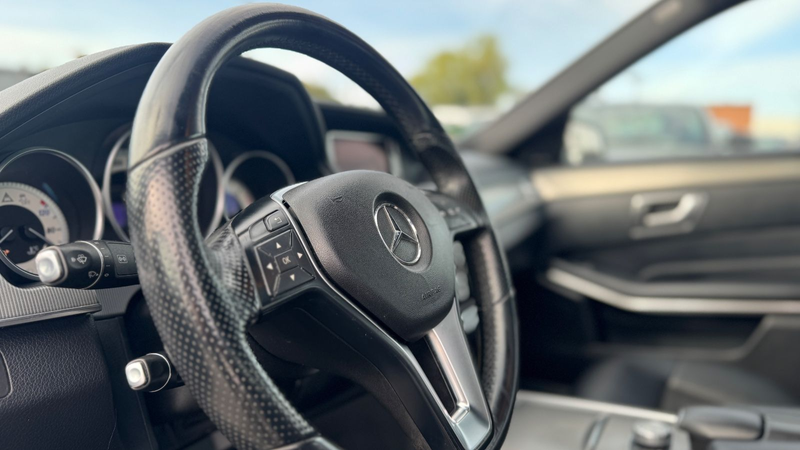 Mercedes-Benz E 300 Limousine BlueTec |AUTOMATIK|PANO|NAVI|LED — photo 14