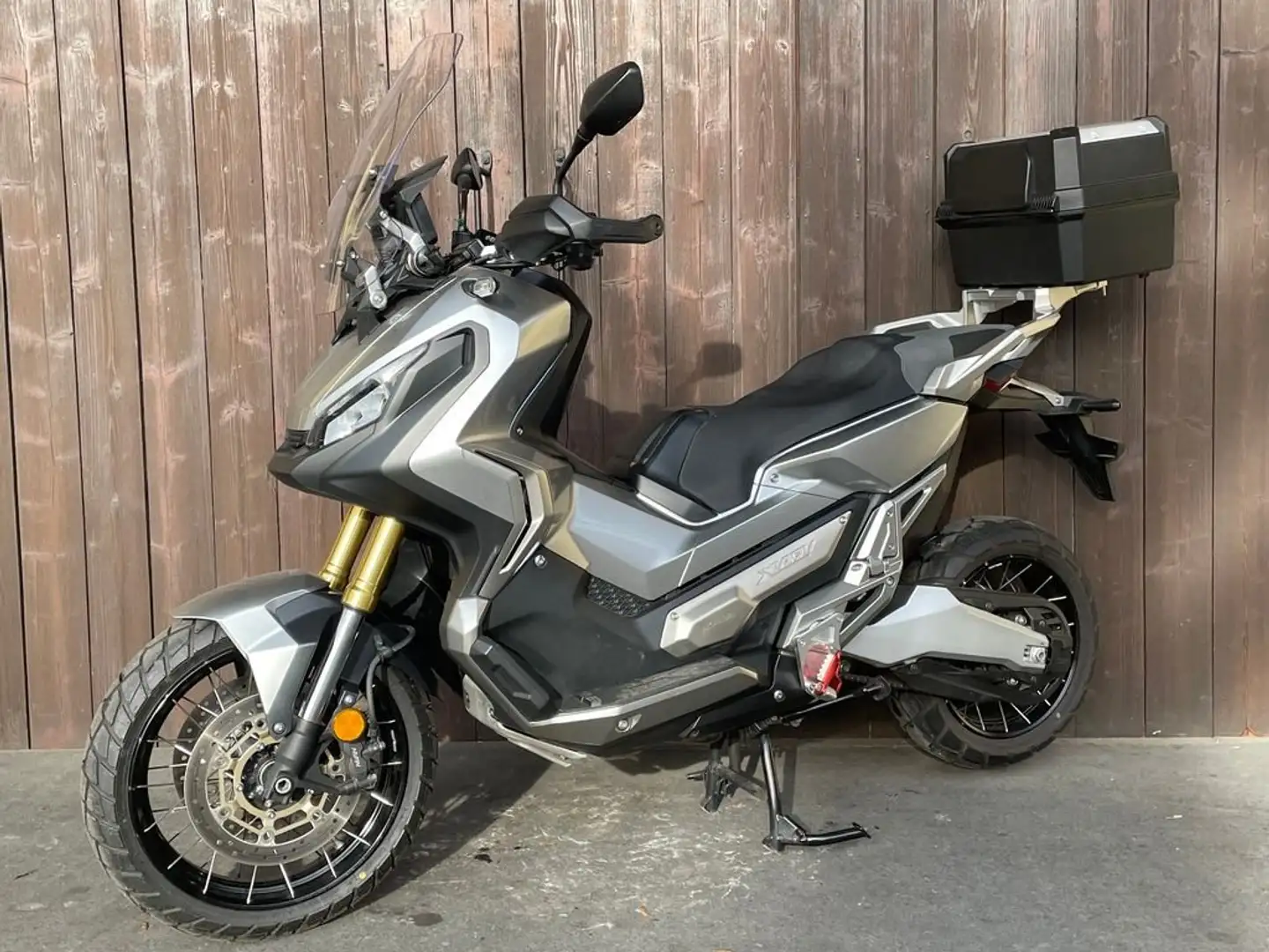 Honda X-ADV Srebrny - 2