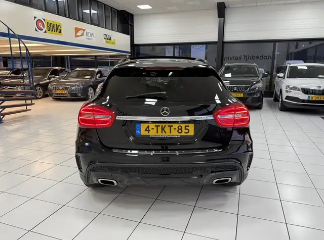 Mercedes-Benz Gla view 13