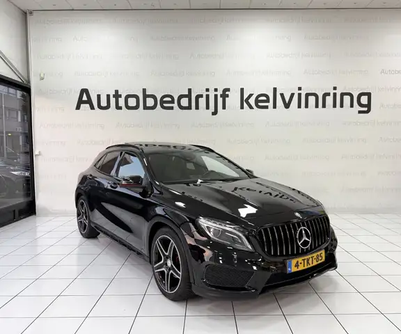 Mercedes-Benz Gla view 3