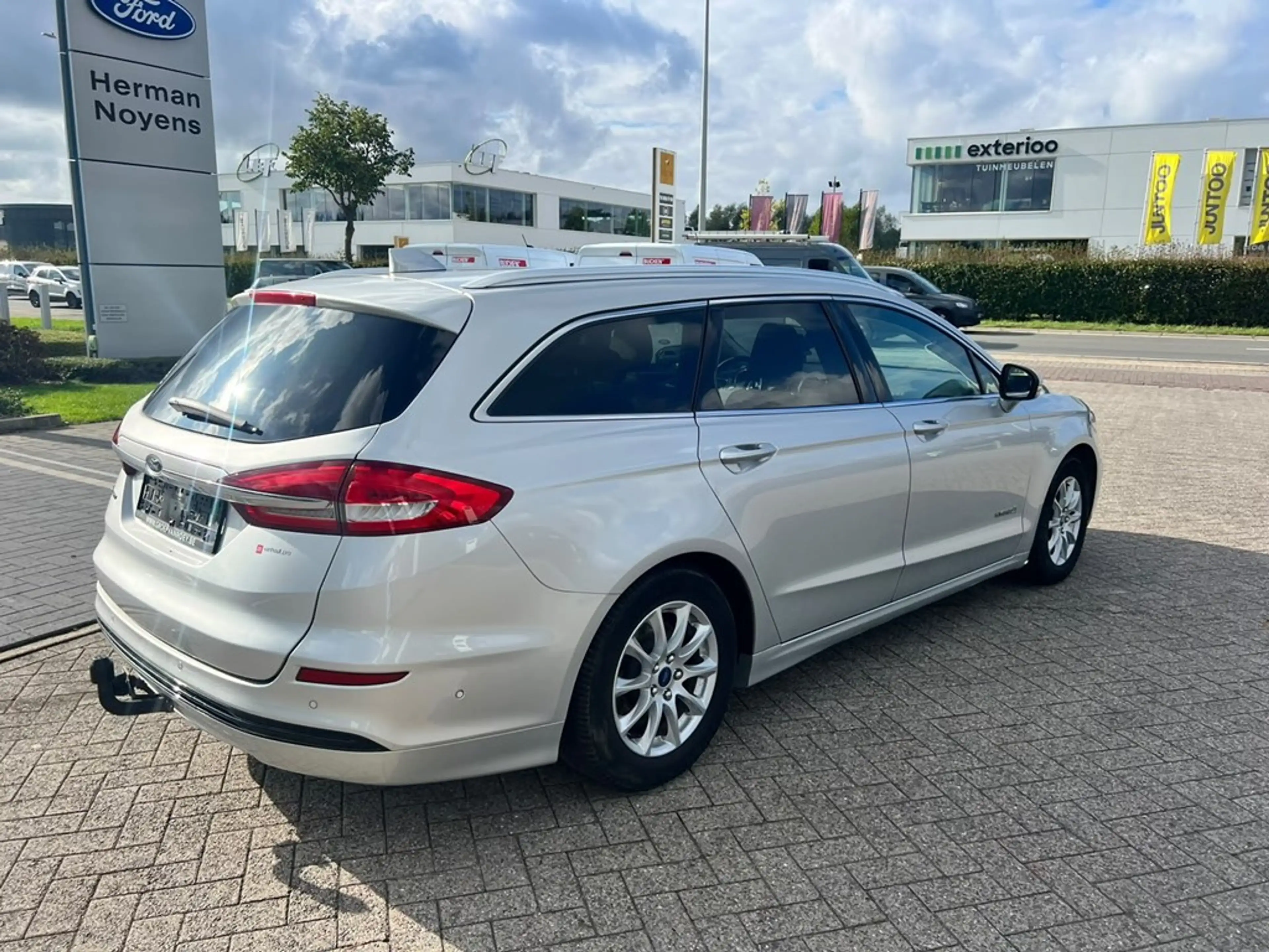 Ford Mondeo Enkel voor professionele verkoop. — photo 11