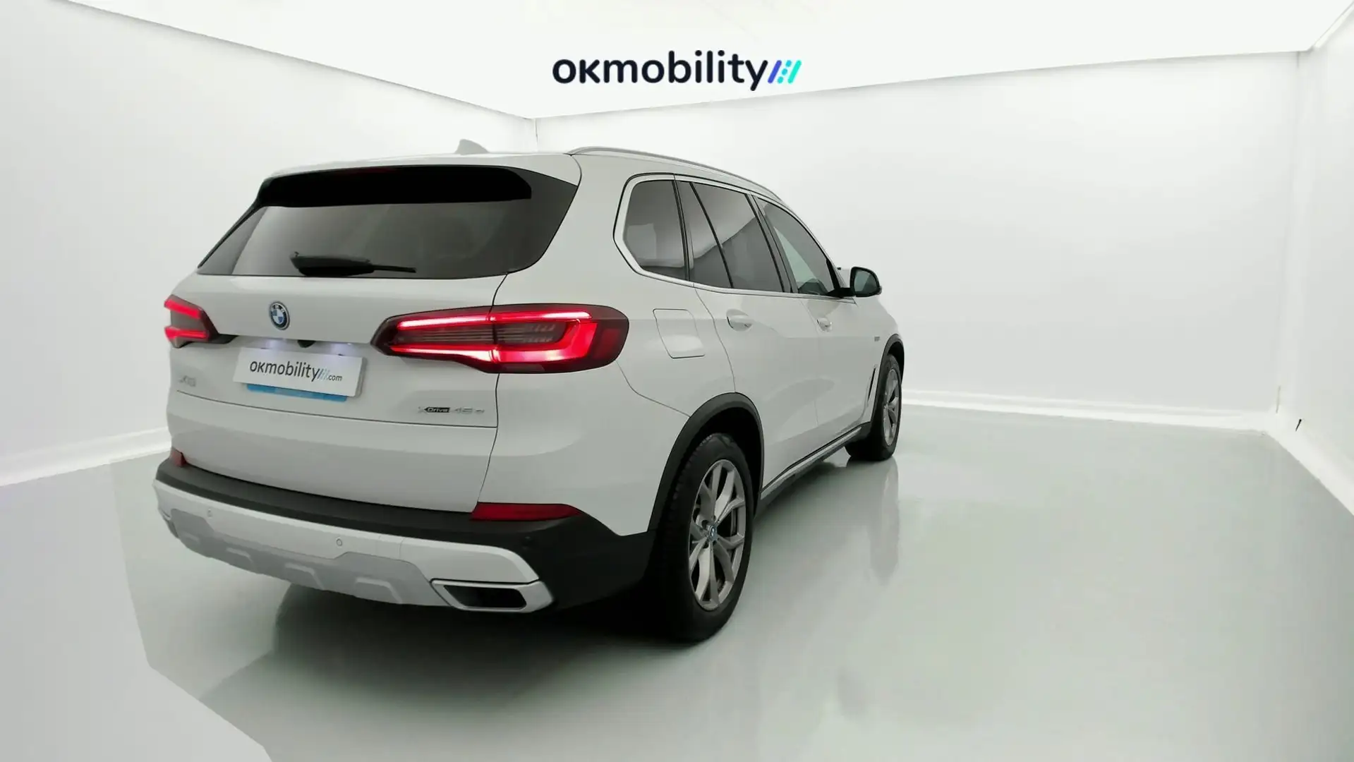 BMW X5 xDrive 45e Plateado - 2
