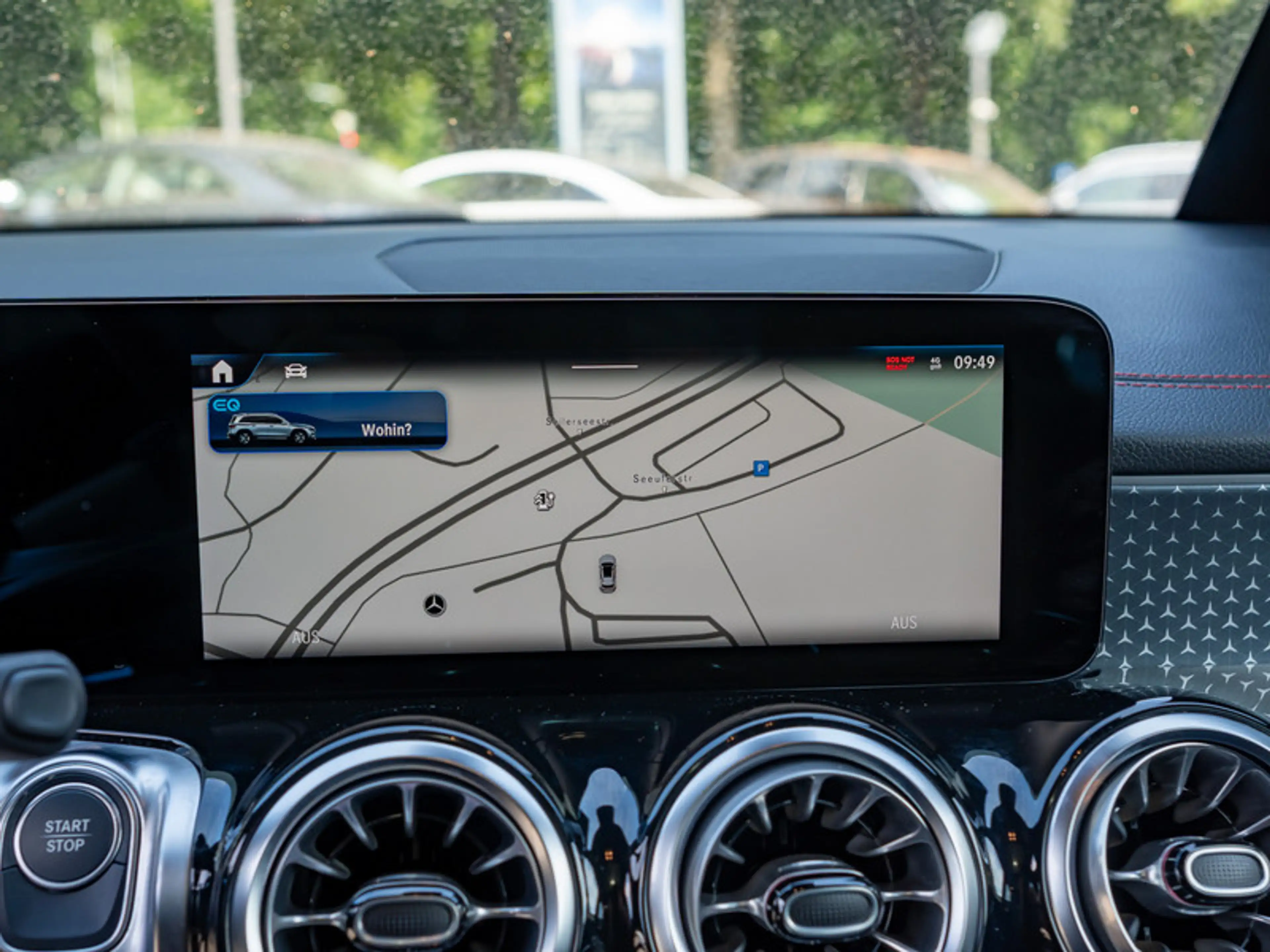 Mercedes-Benz EQB 300 4MATIC AMG-Sport+Pano+Distr+Ambiente+Cam — photo 11