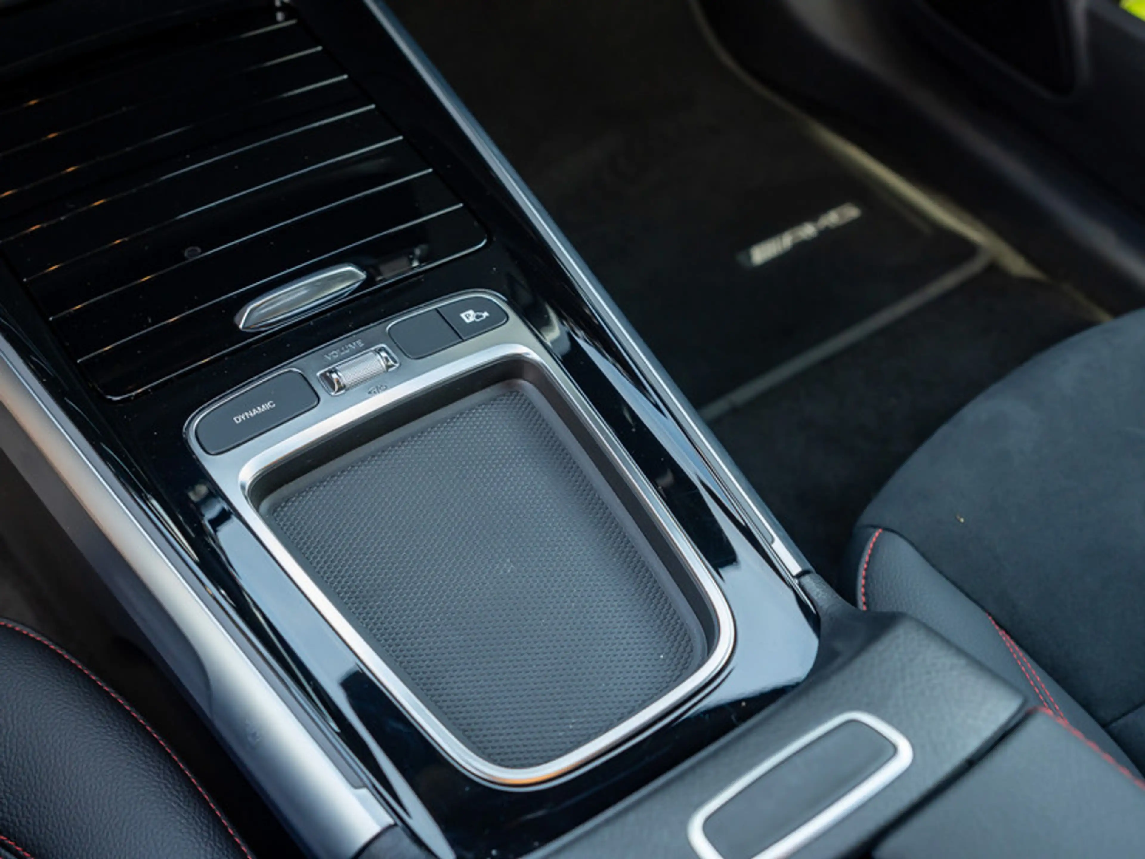 Mercedes-Benz EQB 300 4MATIC AMG-Sport+Pano+Distr+Ambiente+Cam — photo 13